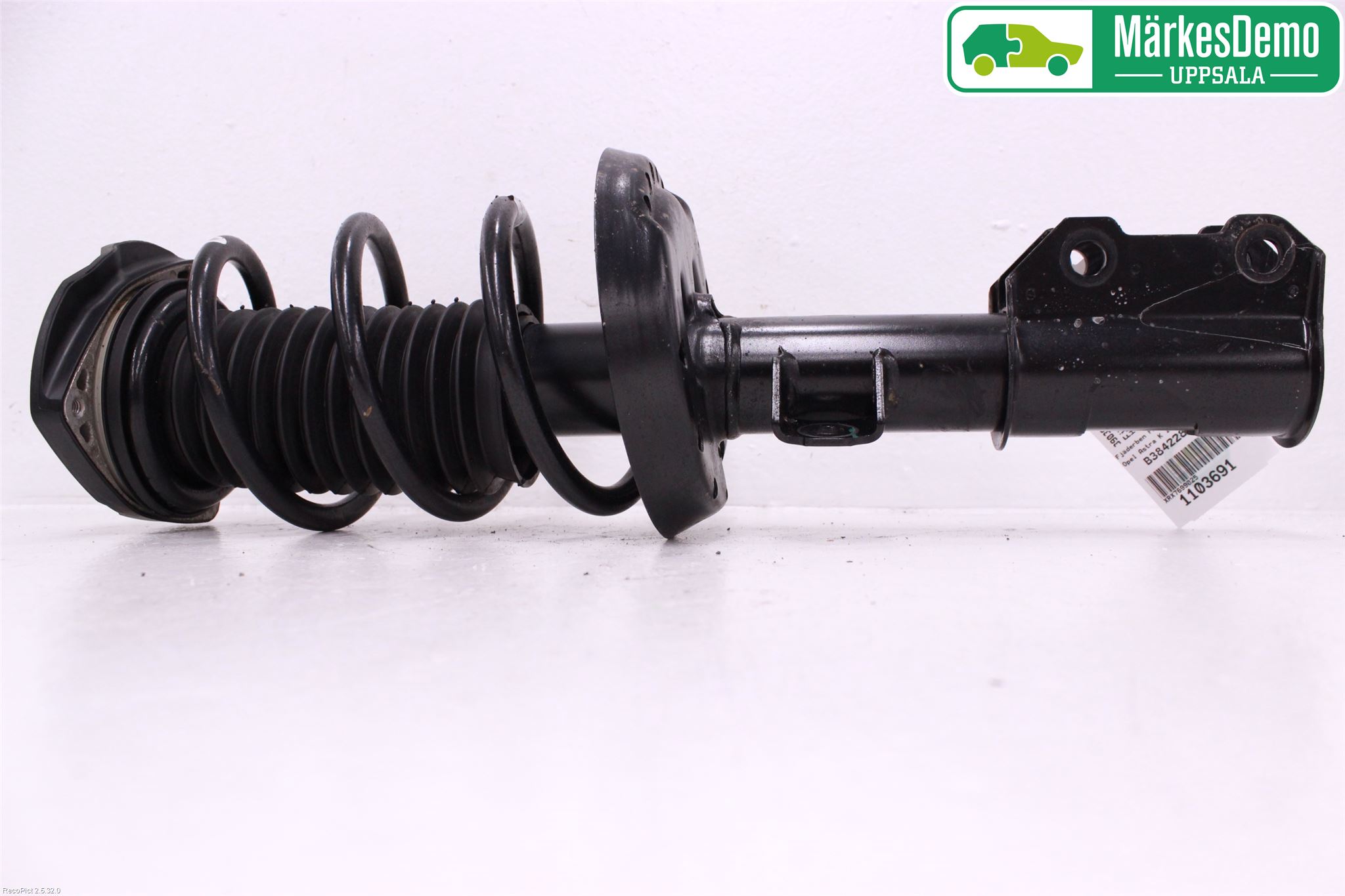 Opel ASTRA K 16-22 Fjäderben Fram Höger