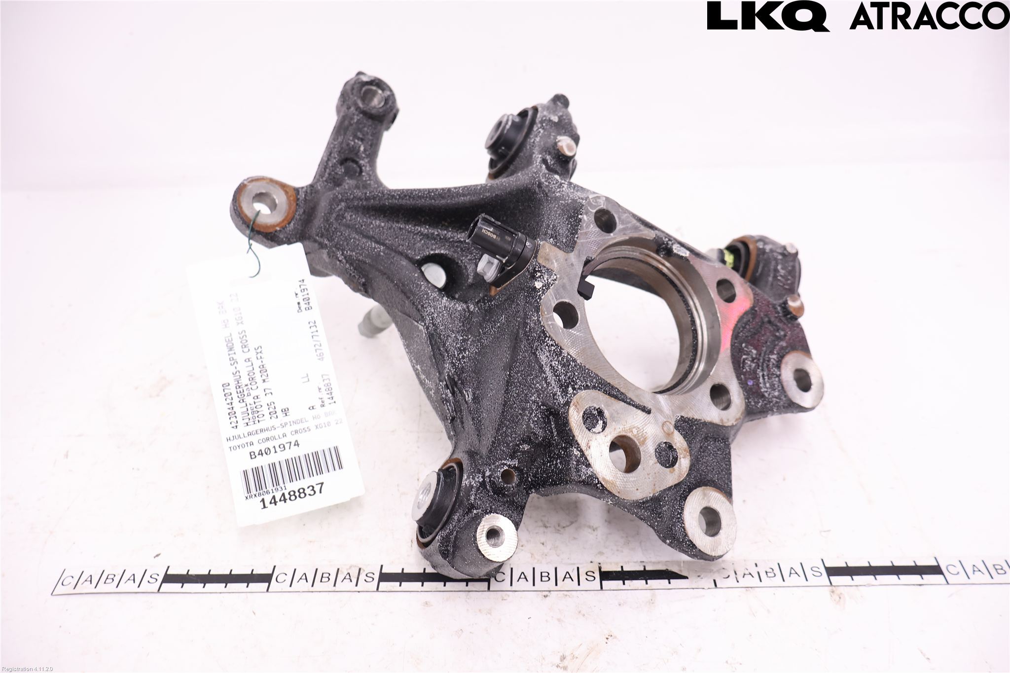 Toyota COROLLA CROSS XG10 22- Hjullagerhus-Spindel Hö B