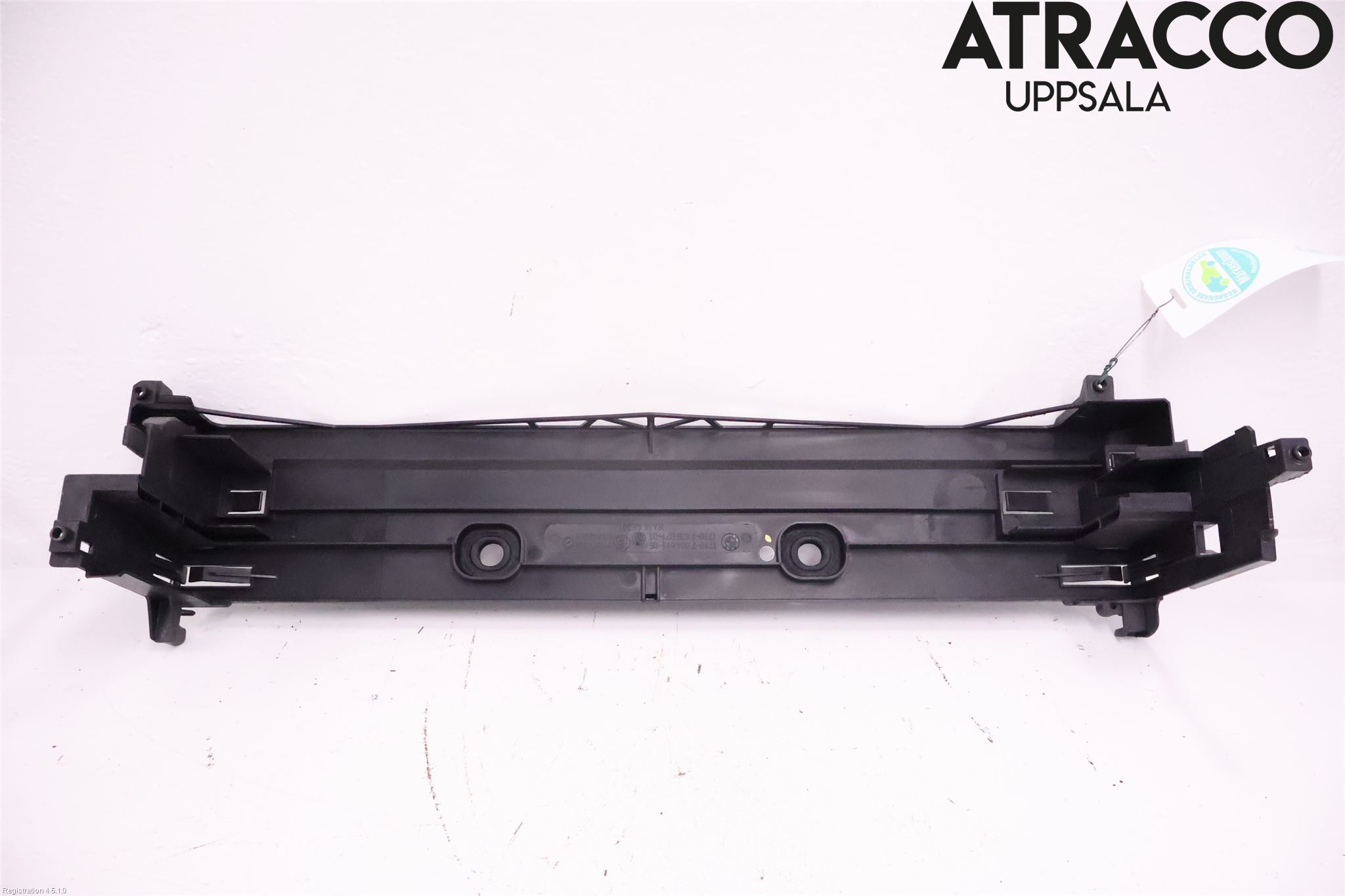 BMW 5 F10/F11/F18 09-17 Kylarfäste-Ram-Balk
