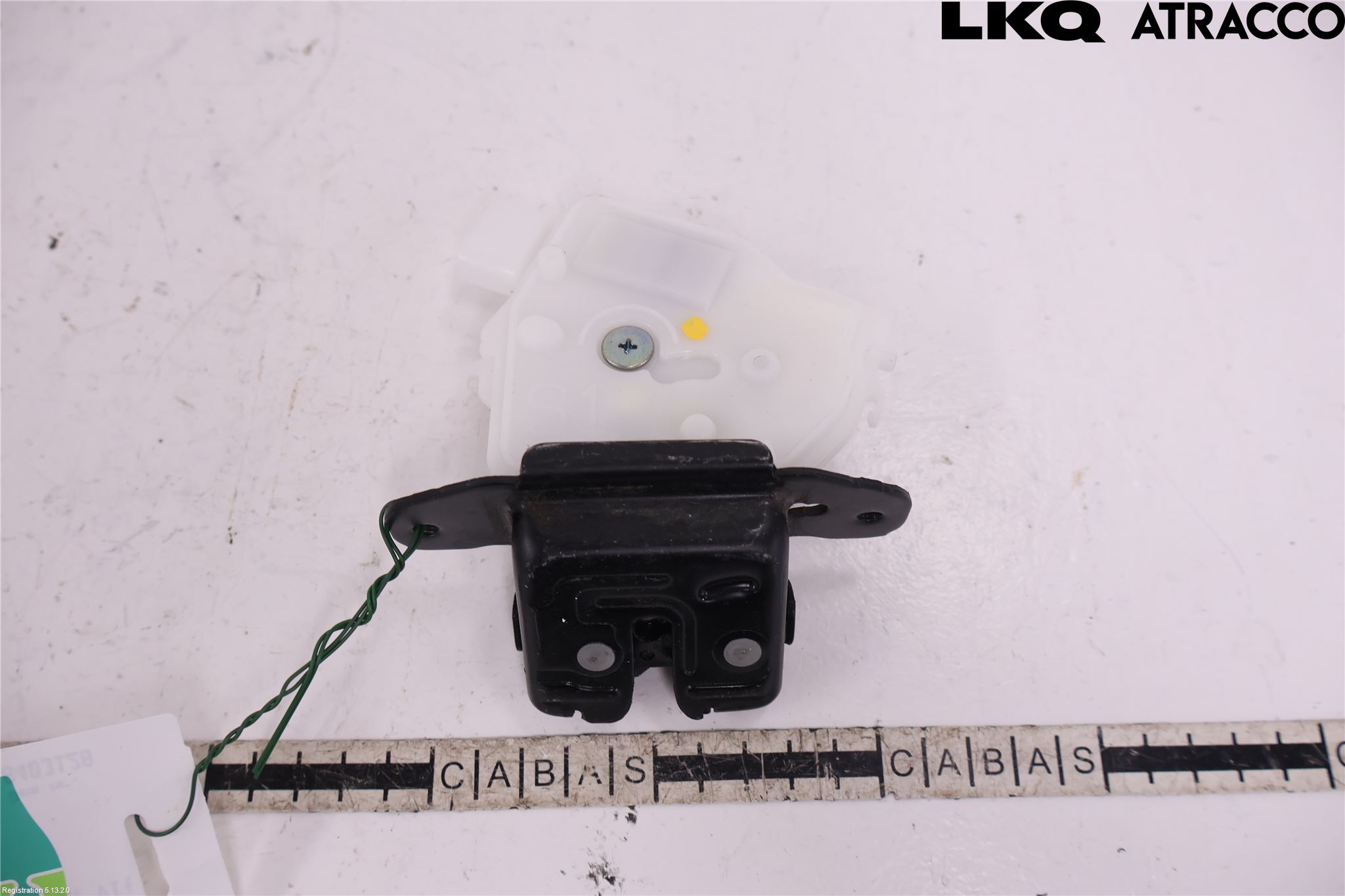 Toyota YARIS XP21 20- Låskista Baklucka