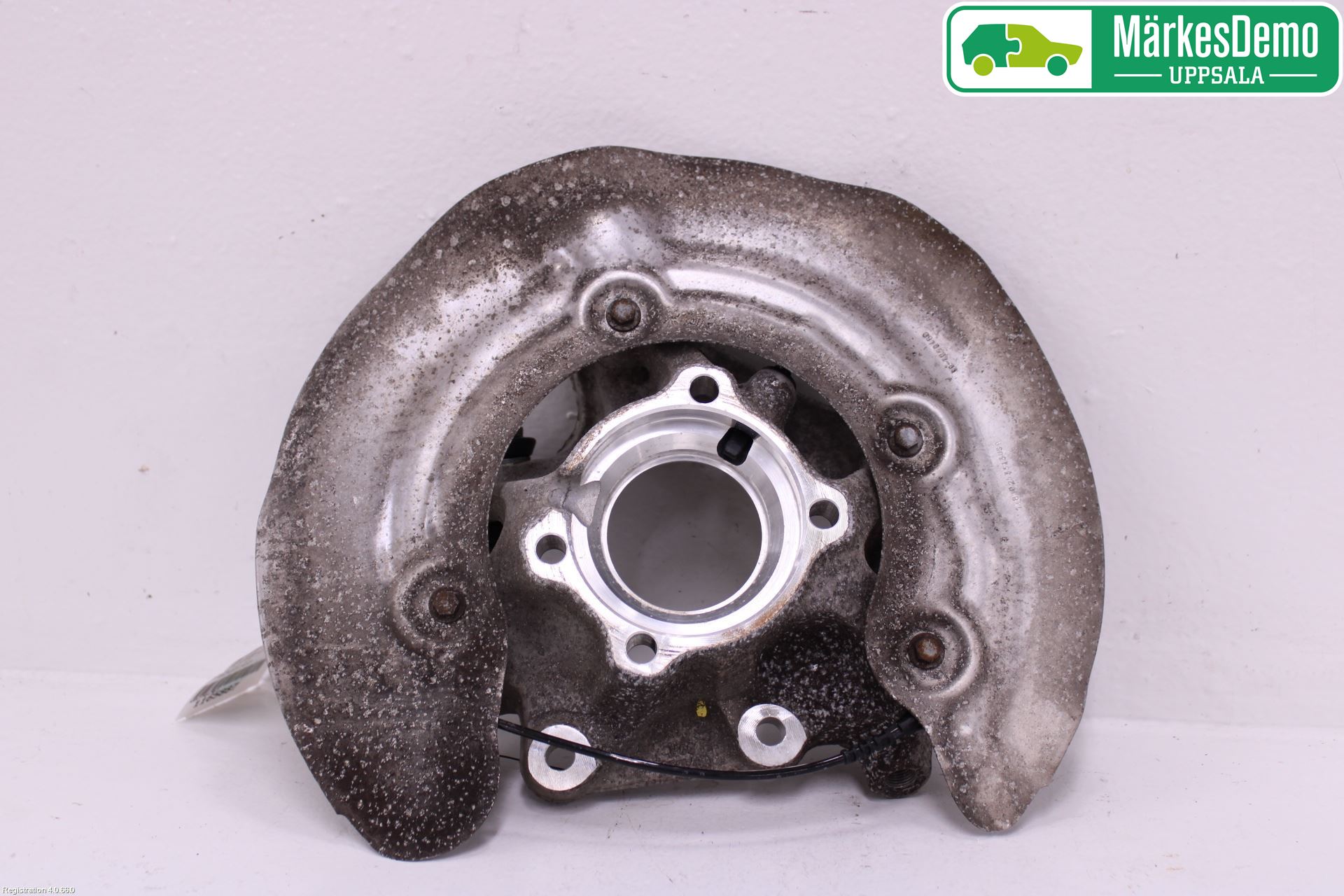 BMW X3 G01 18- Hjullagerhus-Spindel Hö B