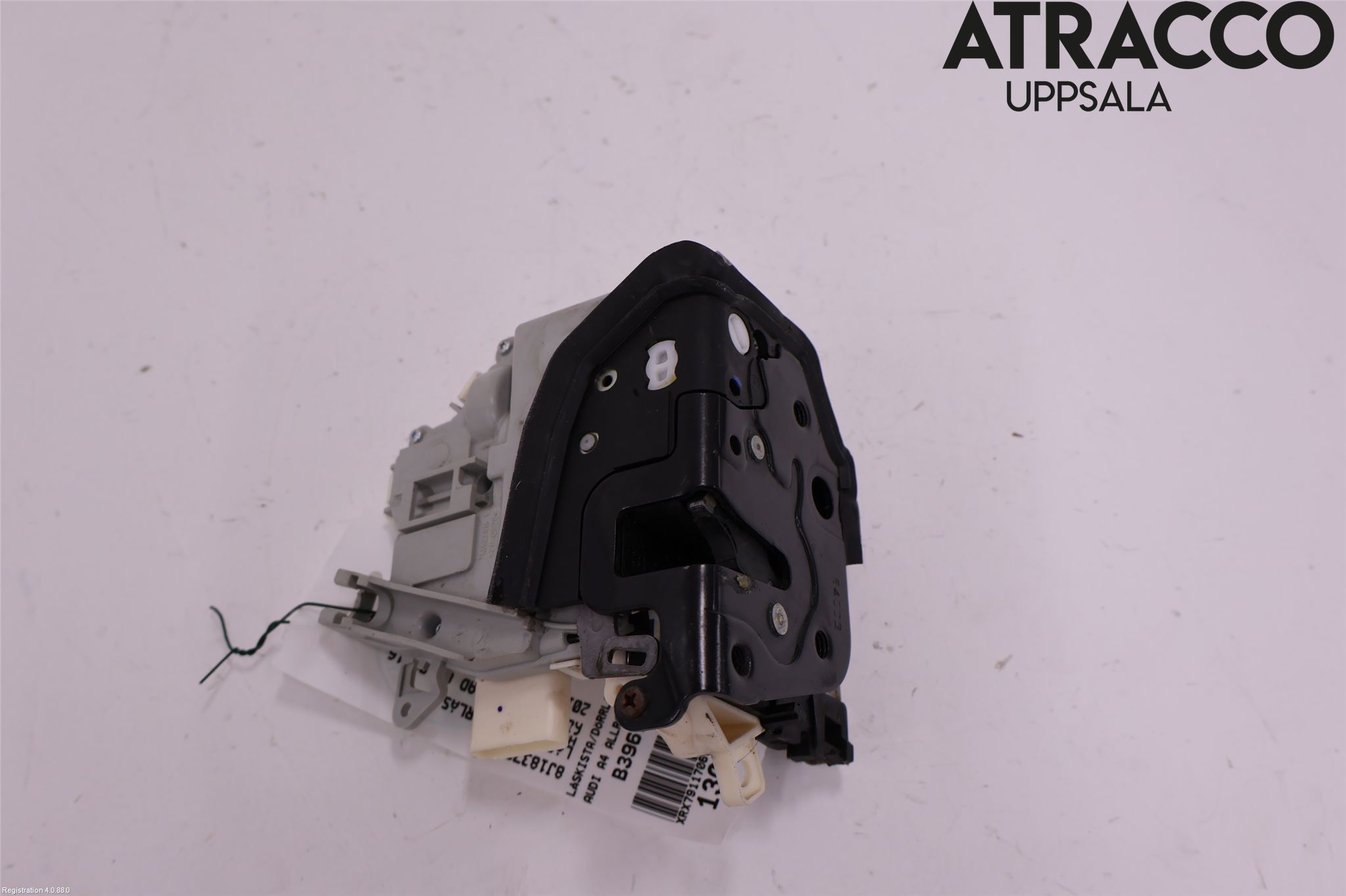 Audi A4 ALLROAD 09-16 Låskista-Dörrlås