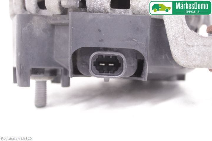 Opel ASTRA J 10-15 Generator