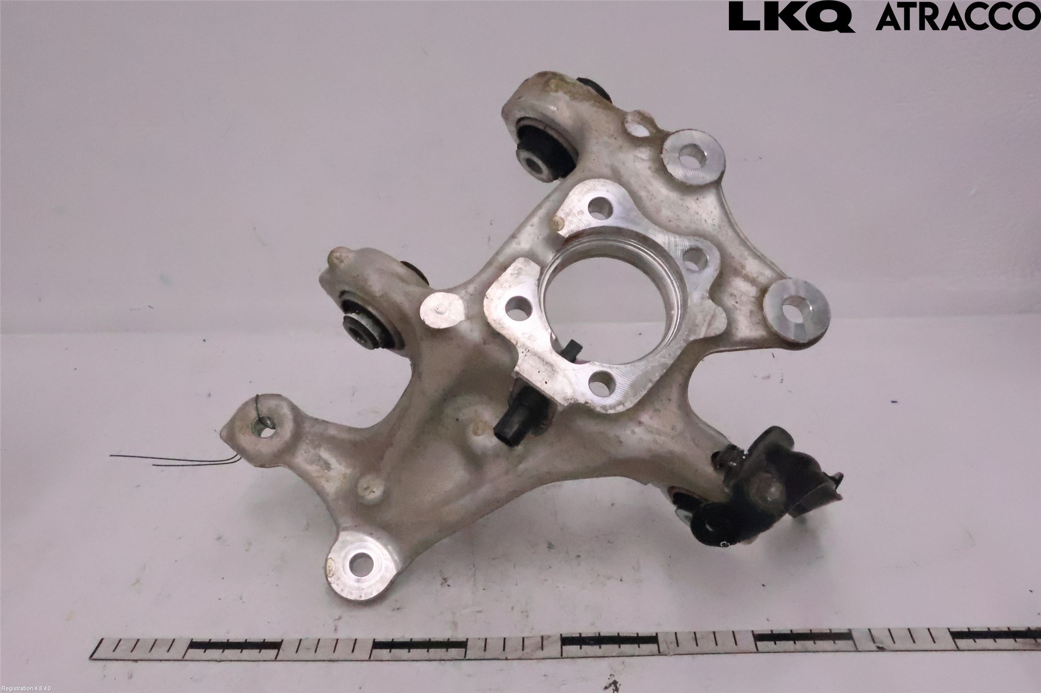 Lexus NX 340h/450h+ 21- Hjulhus Höger