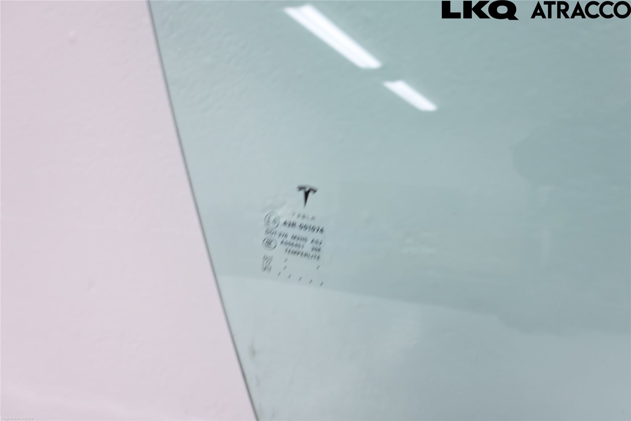 Tesla MODEL S 13- Dörruta Fram Höger