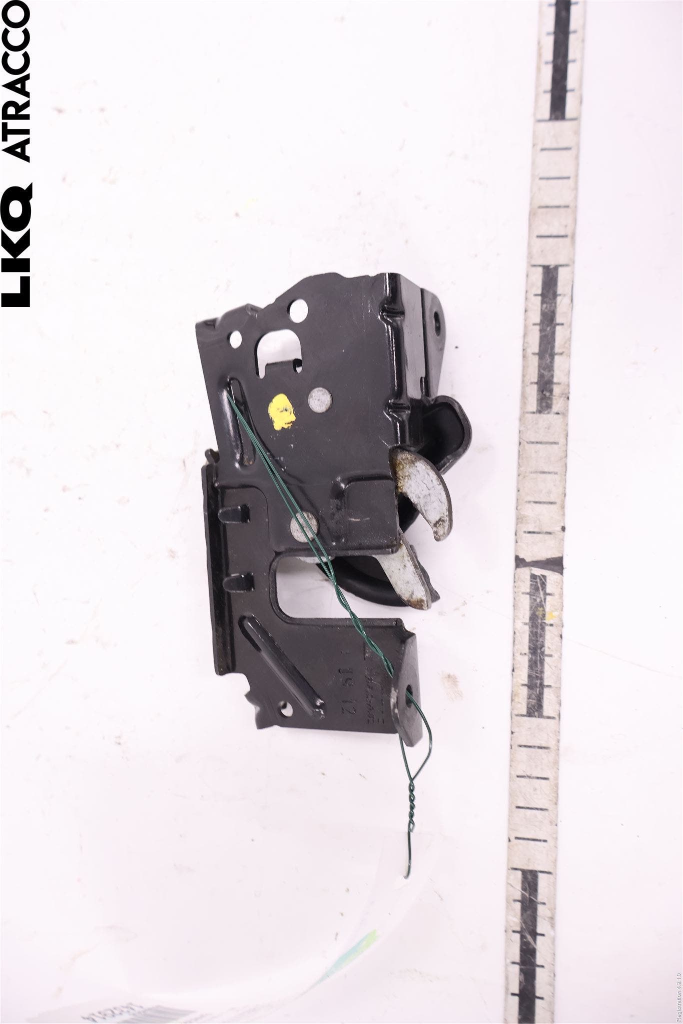 BMW 3 F30/F31/F80 12-19 Huvlås