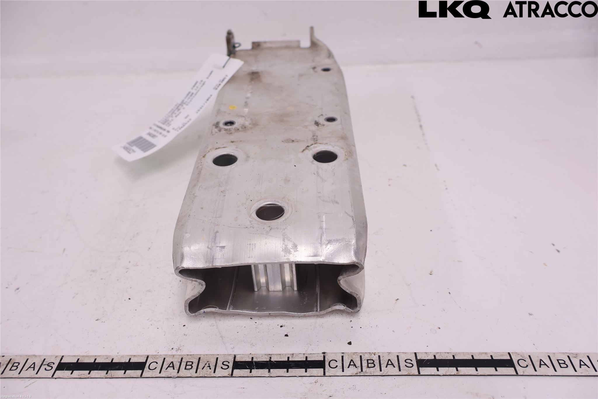 BMW 3 F30/F31/F80 12-19 Stötfångarbärjärn Fram