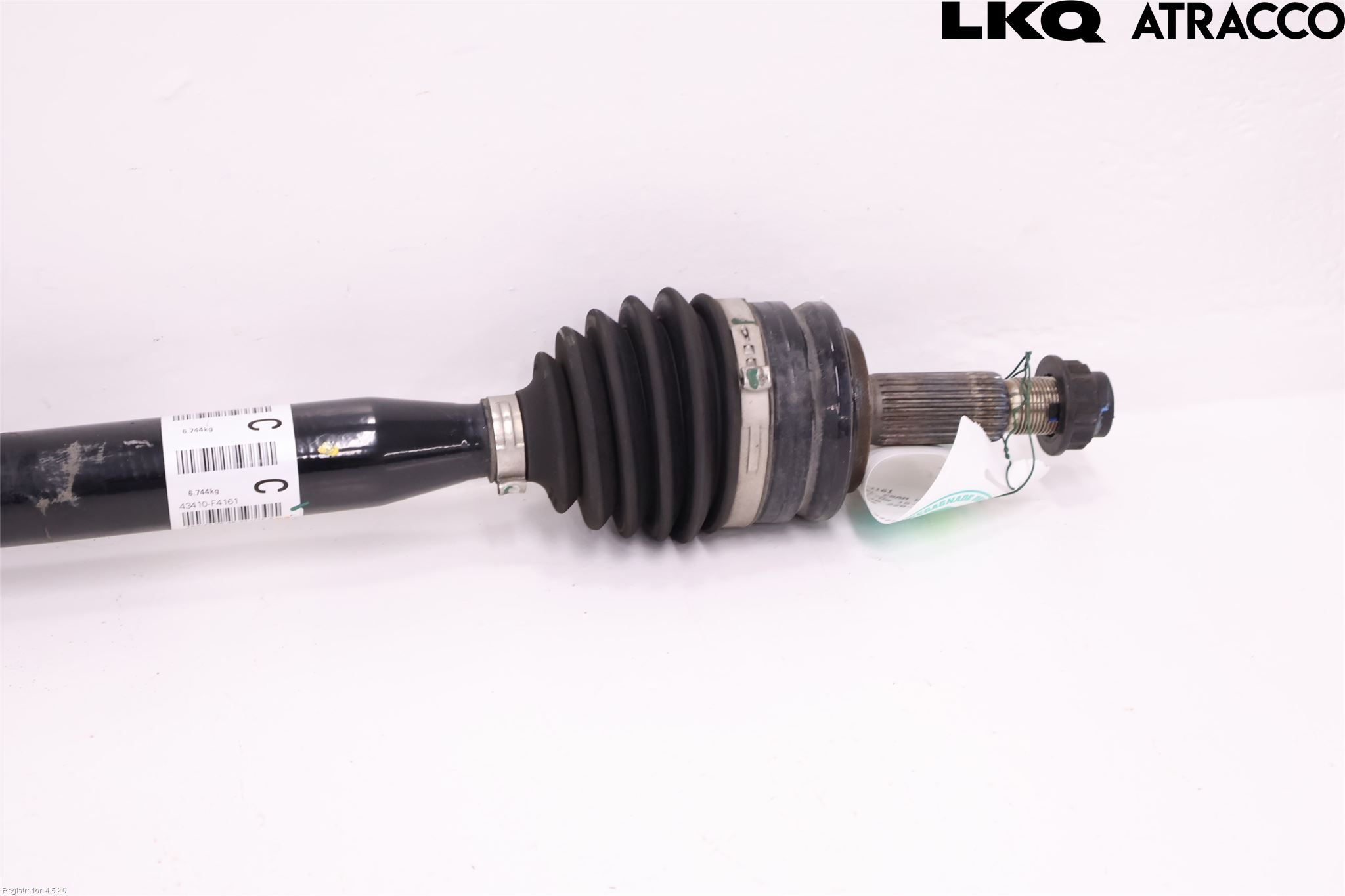 Toyota C-HR 16-23 Drivaxel Fram Höger