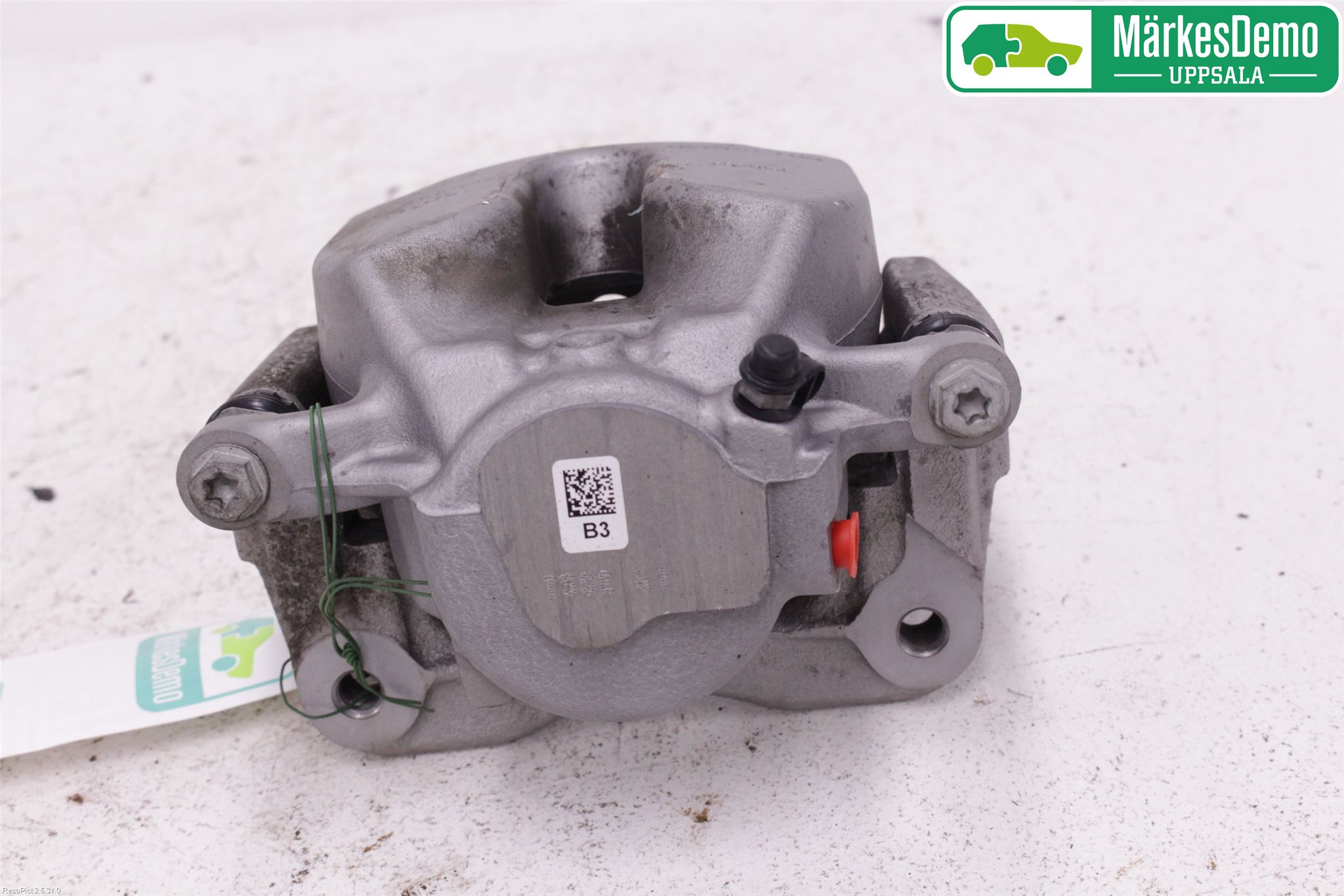 BMW 5 G30/G31/F90 17-23 Bromsok Fram Vänster