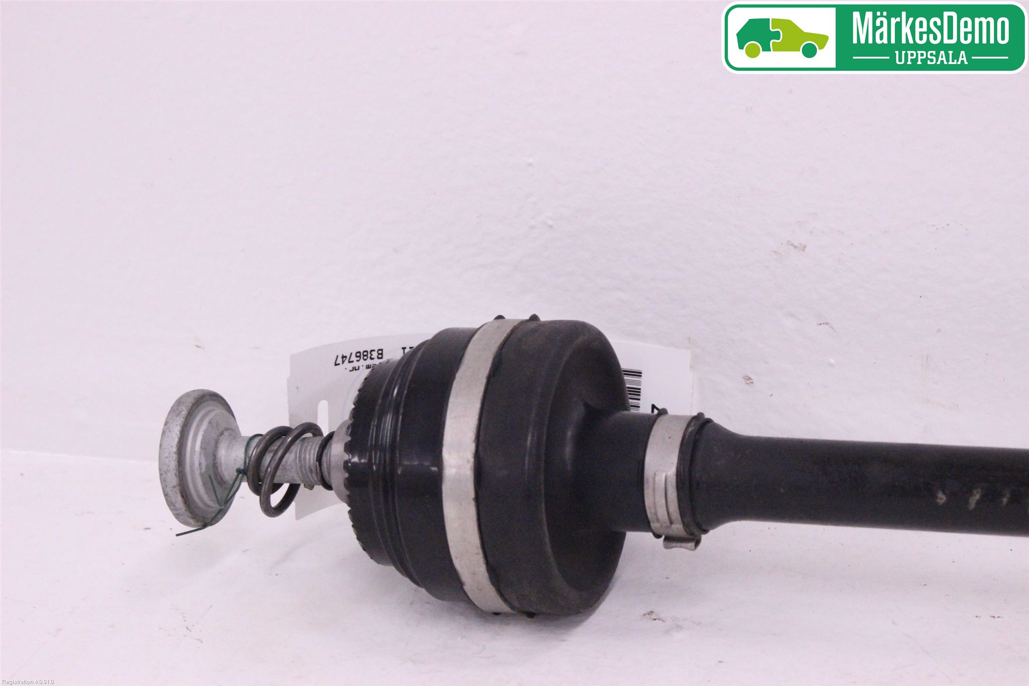 BMW 5 G30/G31/F90 17-23 Drivaxel Bak Vänster