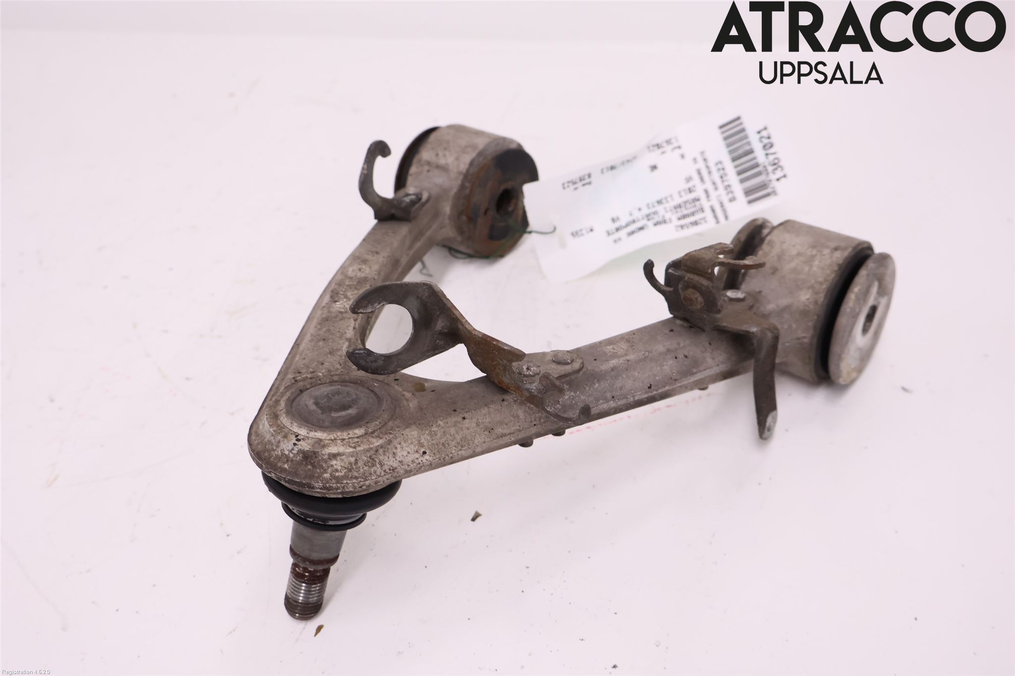 Maserati QUATTROPORTE Bärarm Fram Undre Vä