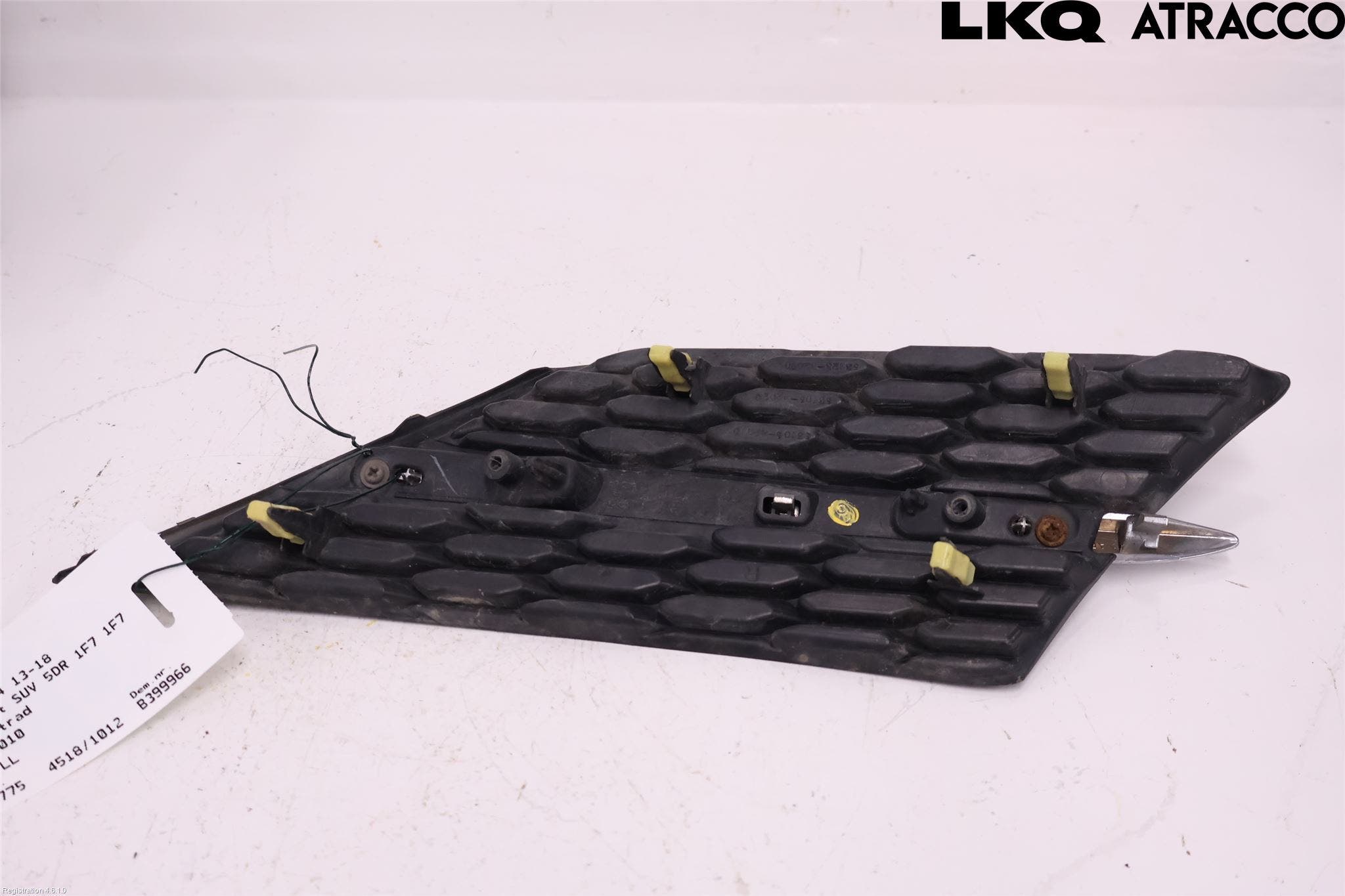 Toyota RAV4 13-18 Grilldel Höger