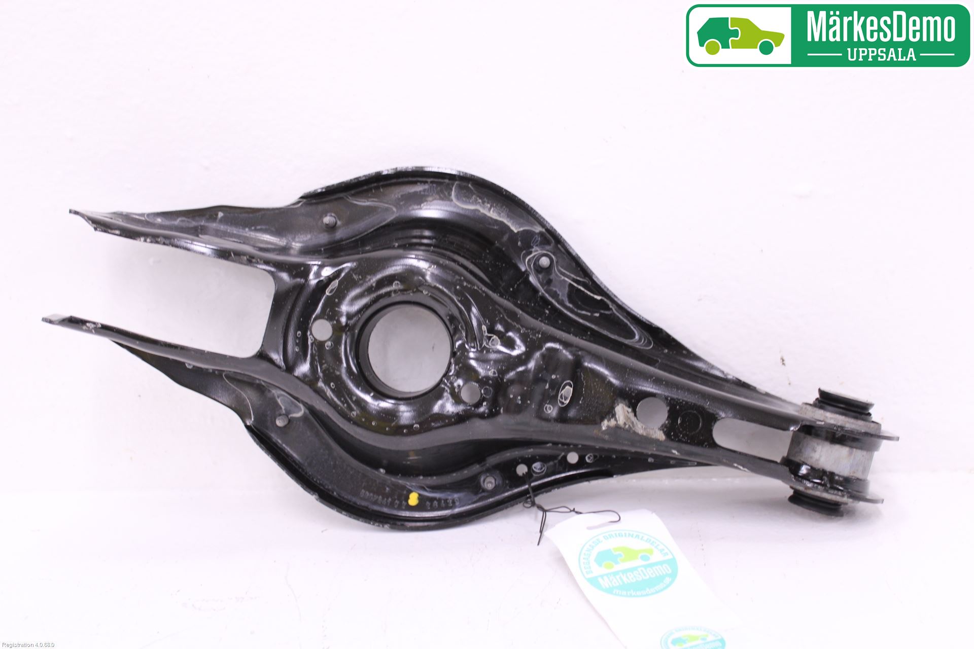 BMW 3 F30/F31/F80 12-19 Bärarm Bak Höger
