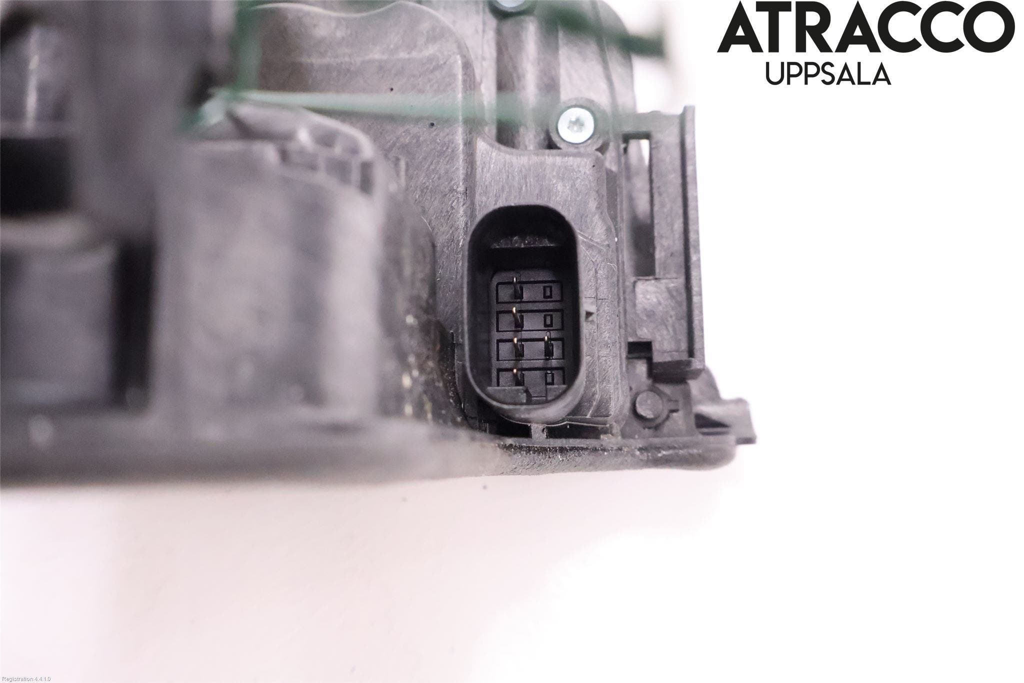 BMW X3 G01 18- Låskista-Dörrlås