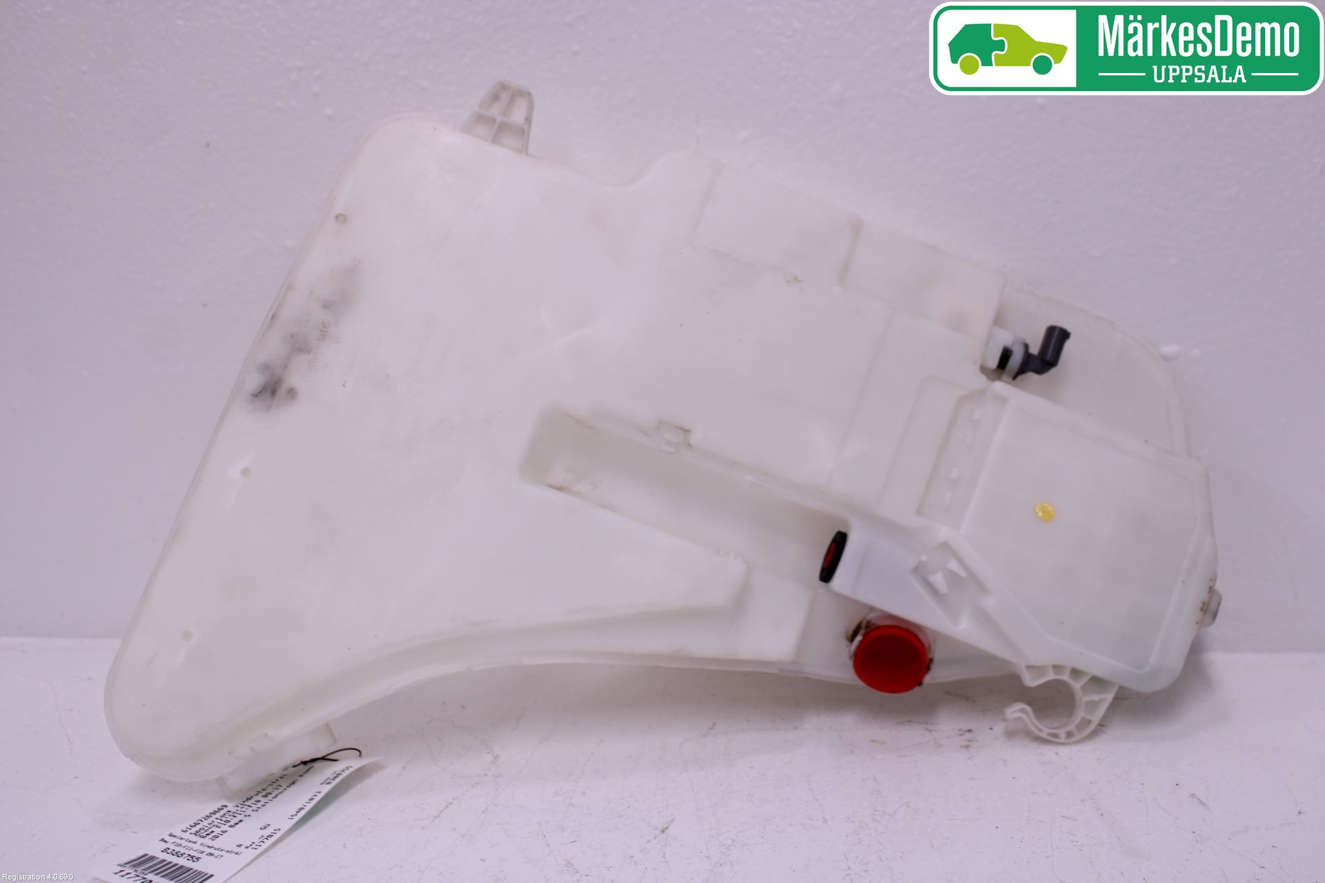 BMW 5 F10/F11/F18 09-17 Spolartank Vindruta-Strål