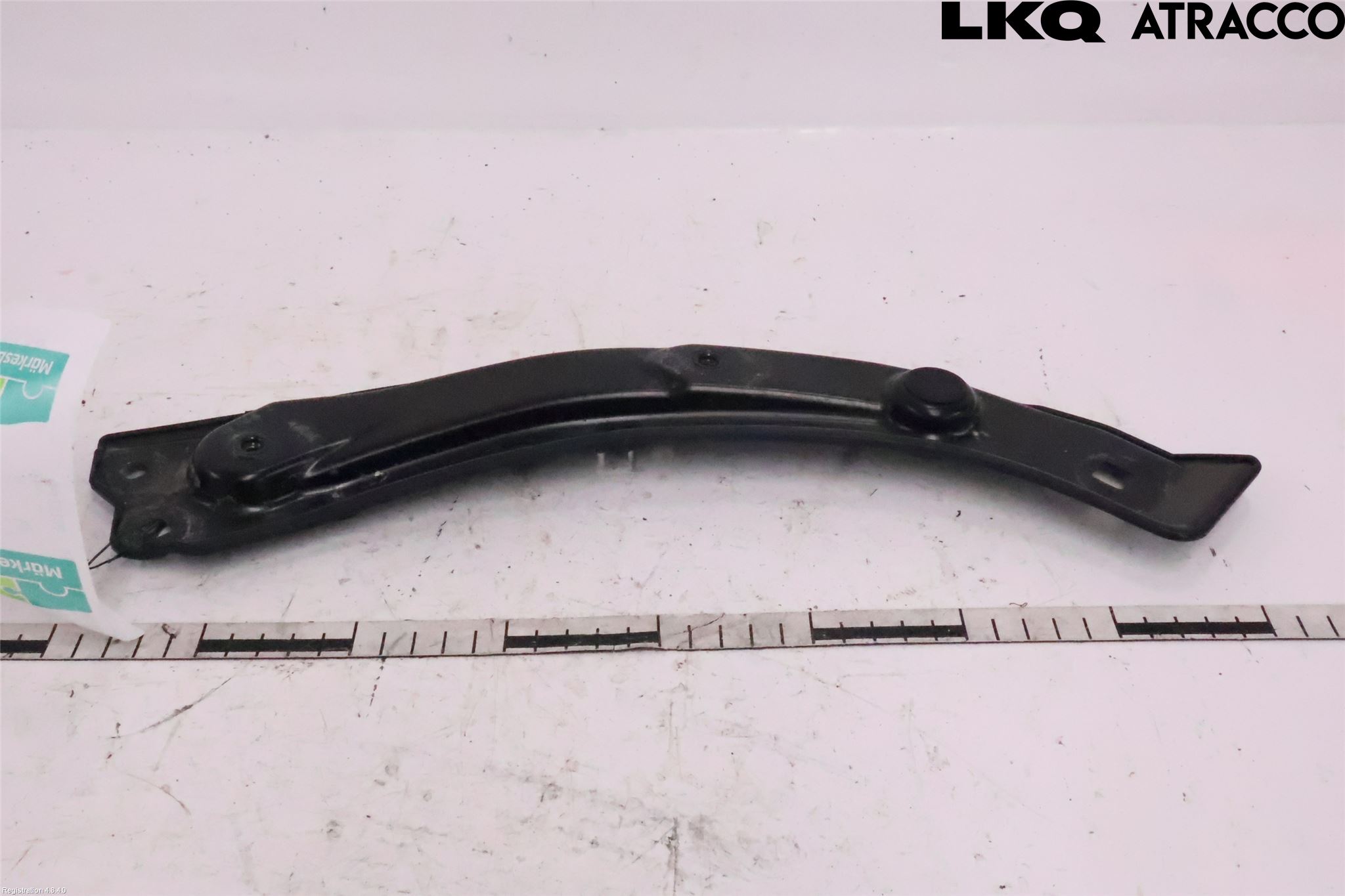 Audi Q3 8U 12-18 Strålkast Fästsarg