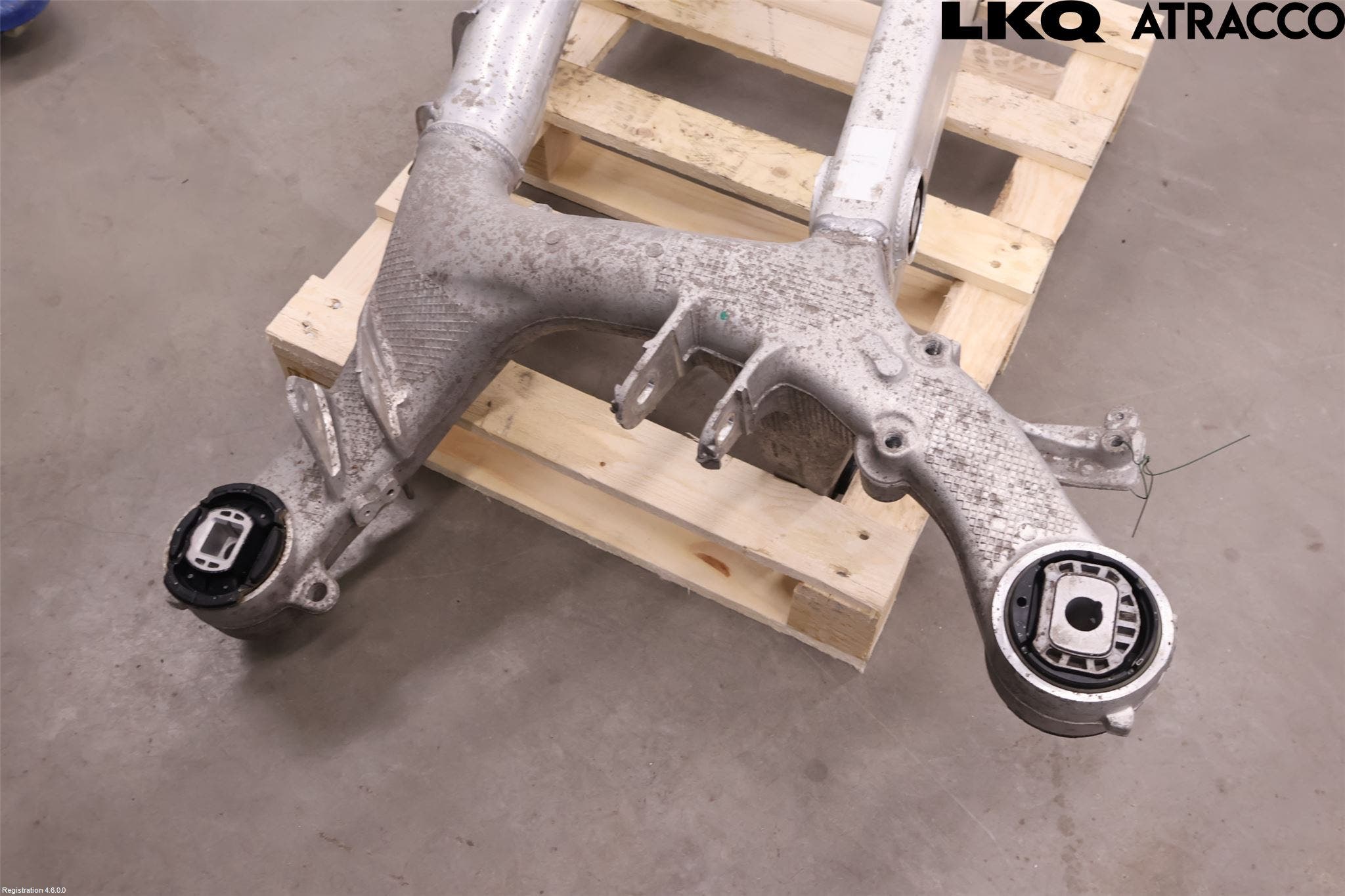 BMW 8 G14/G15/G16 18- Bakaxelbalk