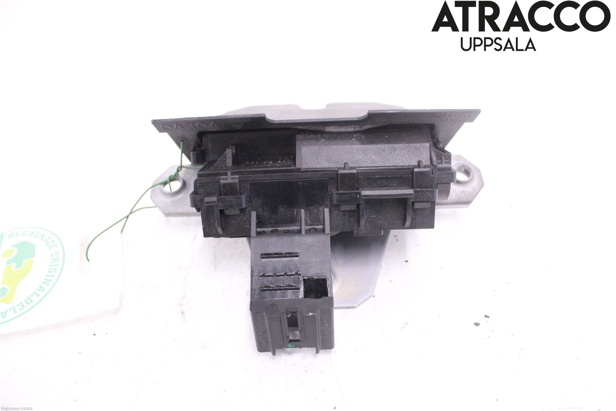 Volvo V40 12-19 Låskista Baklucka