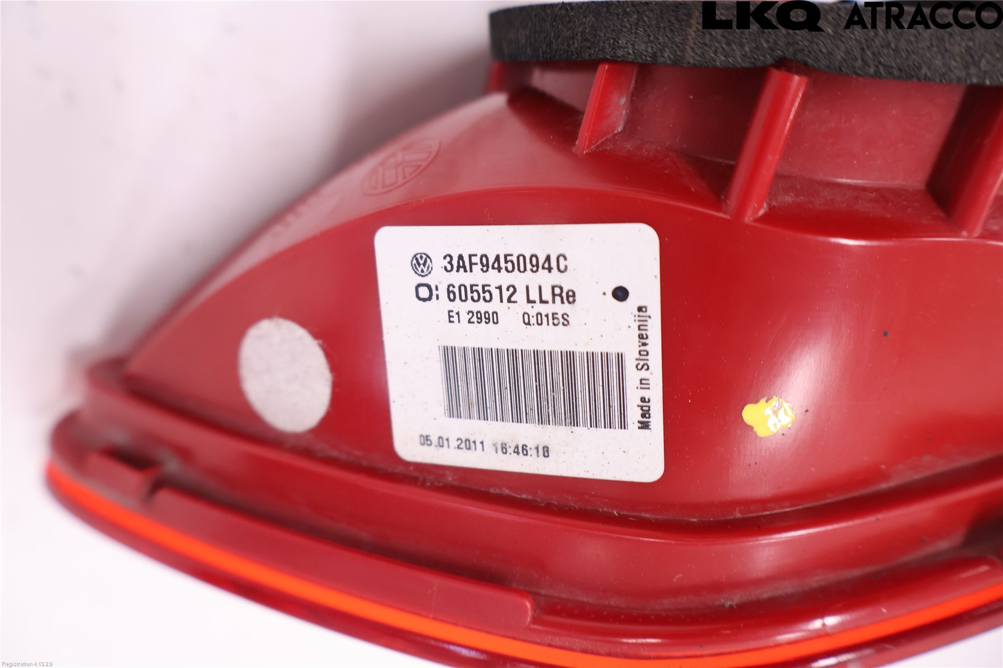 Volkswagen VW PASSAT 11-14 Bakljus Lucka Hö