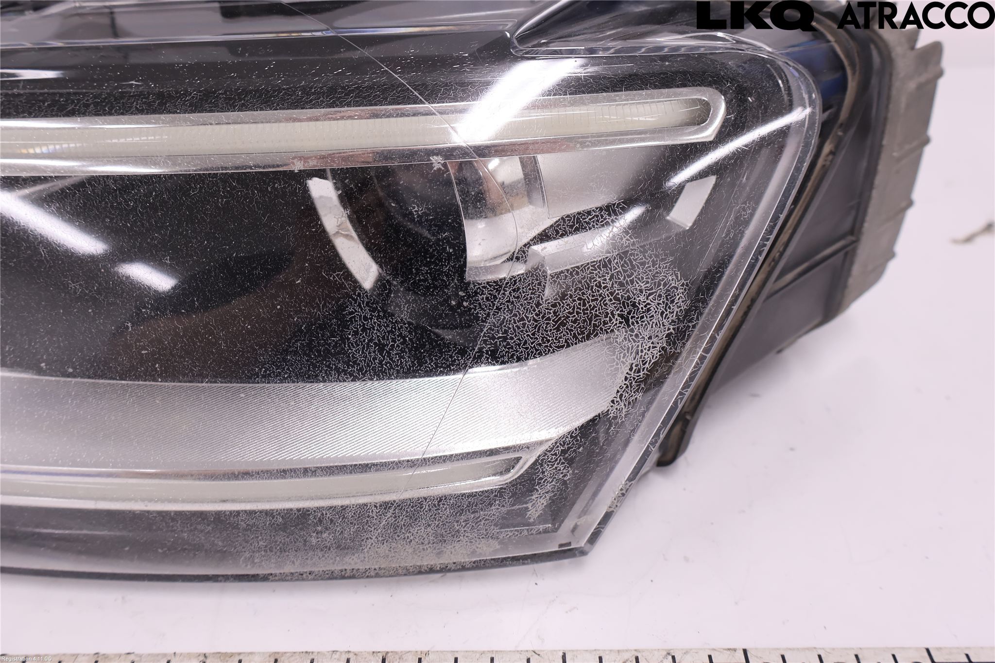 Audi Q3 8U 12-18 Strålkastare Vänster