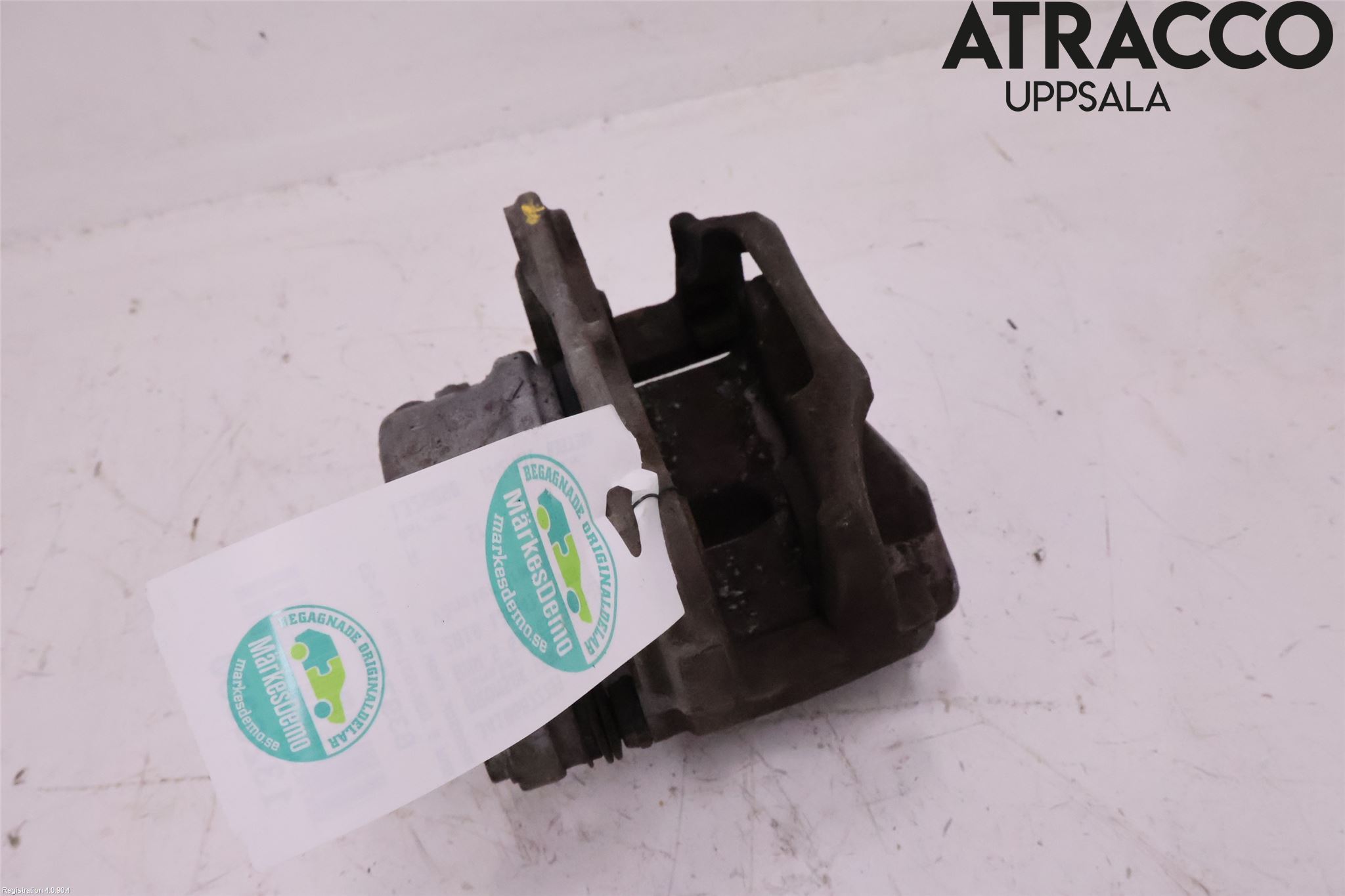 BMW 5 G30/G31/F90 17-23 Bromsok Fram Vänster