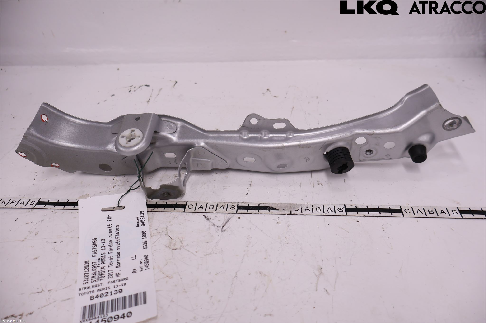 Toyota AURIS 13-19 Strålkast Fästsarg
