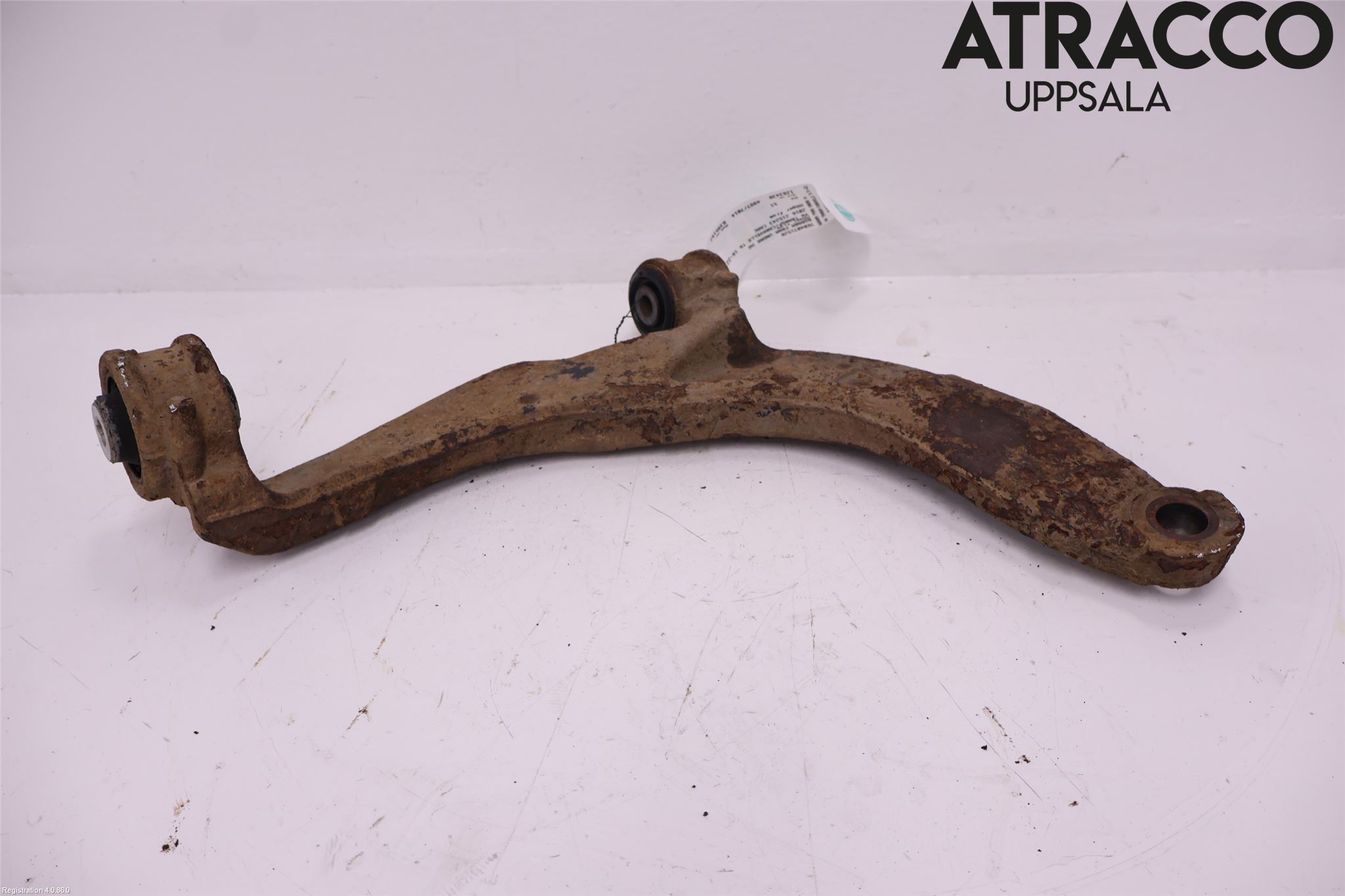 Volkswagen VW TRANSP/CARAVELLE (T6) 16-22 Bärarm Fram Undre Hö