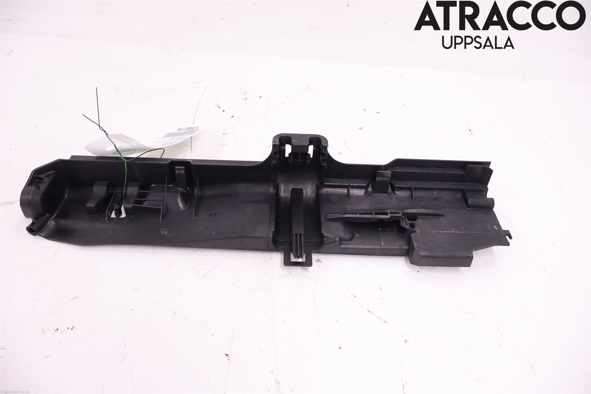 BMW 3 E90/91 SED/TOU 05-12 Kylarfäste-Ram-Balk