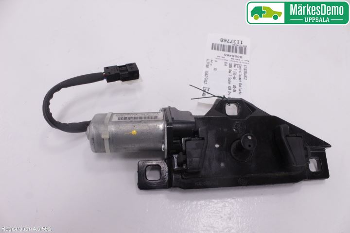 BMW 7 E65/66    00-08 Centrallåsmot Baklucka