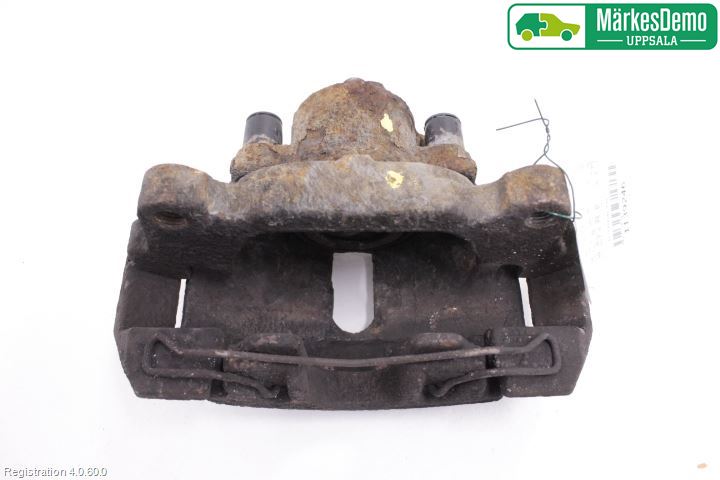 Volkswagen VW CADDY      04-10 Bromsok Fram Höger