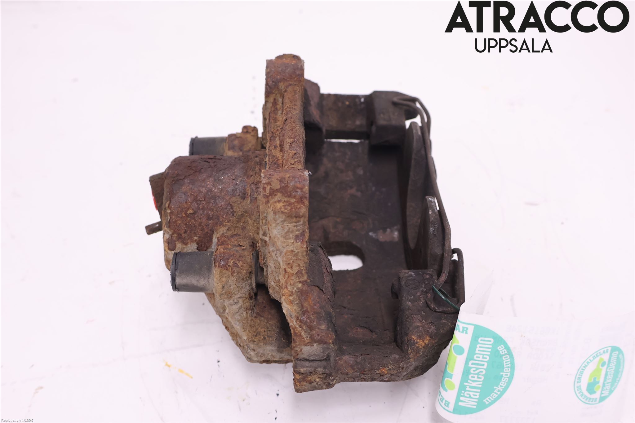 Skoda RAPID Bromsok Fram Höger