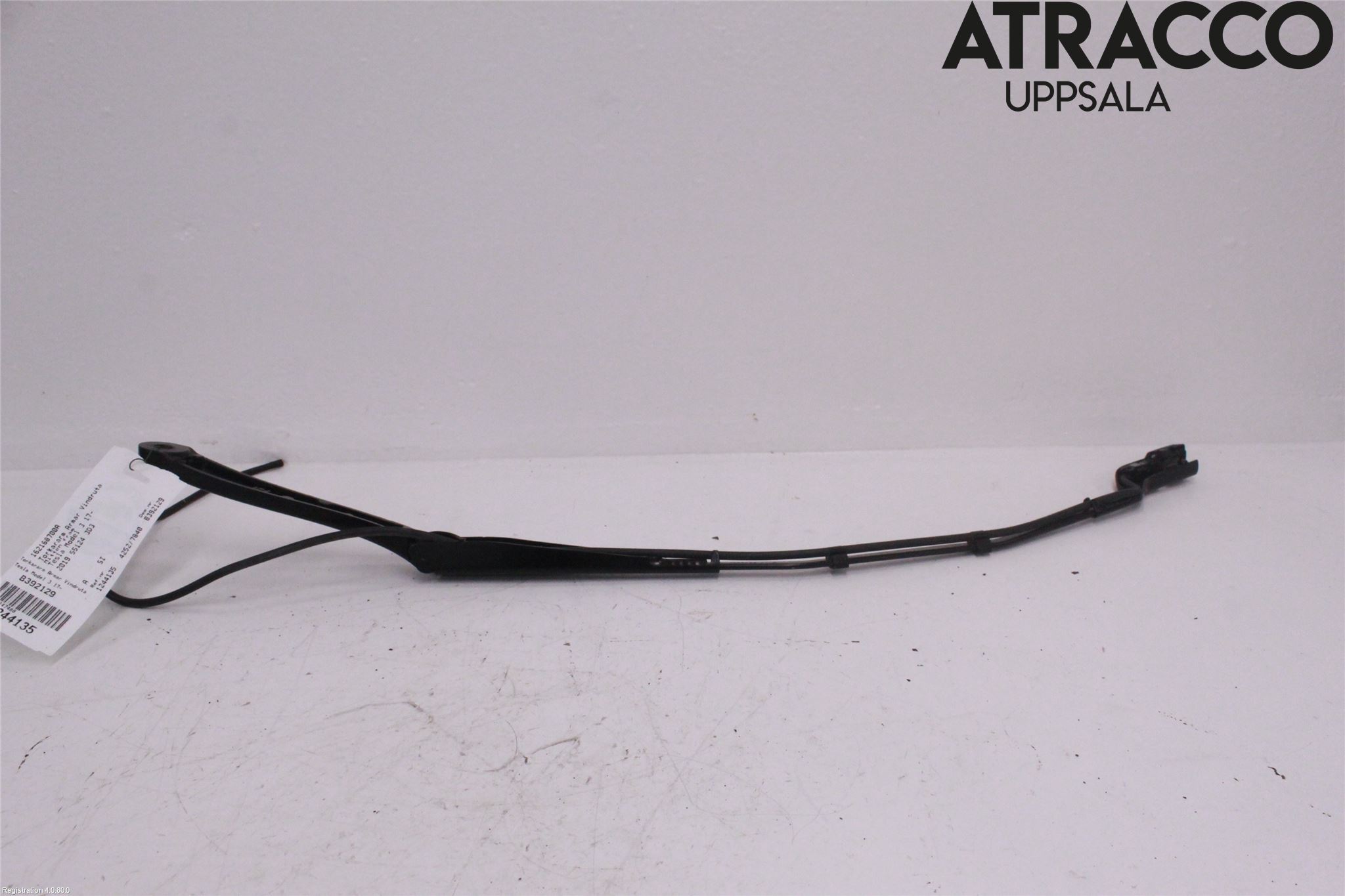 Tesla MODEL 3 17- Torkararm Armar Vindruta