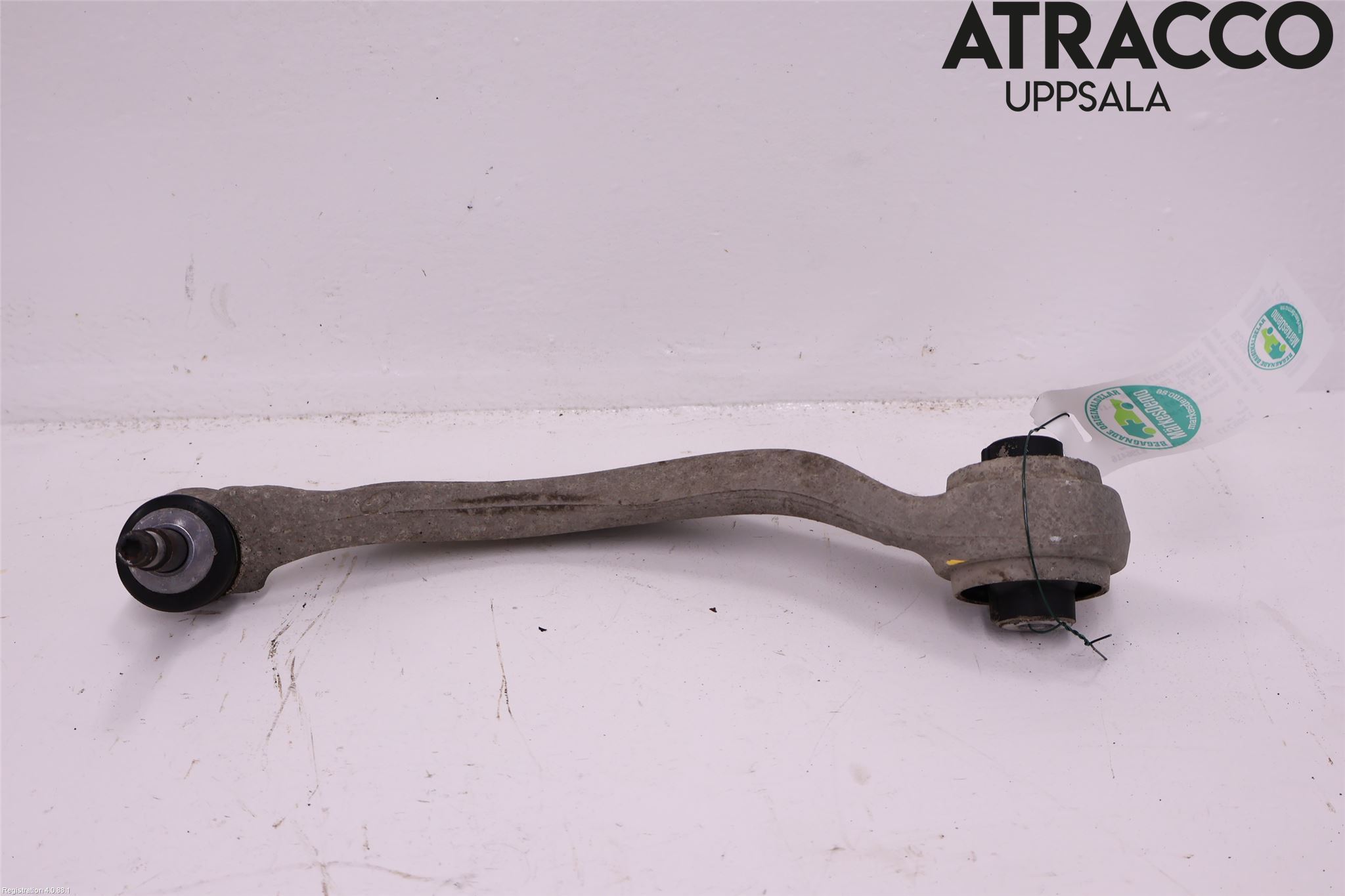 BMW 5 F10/F11/F18 09-17 Bärarm Fram Undre Vä