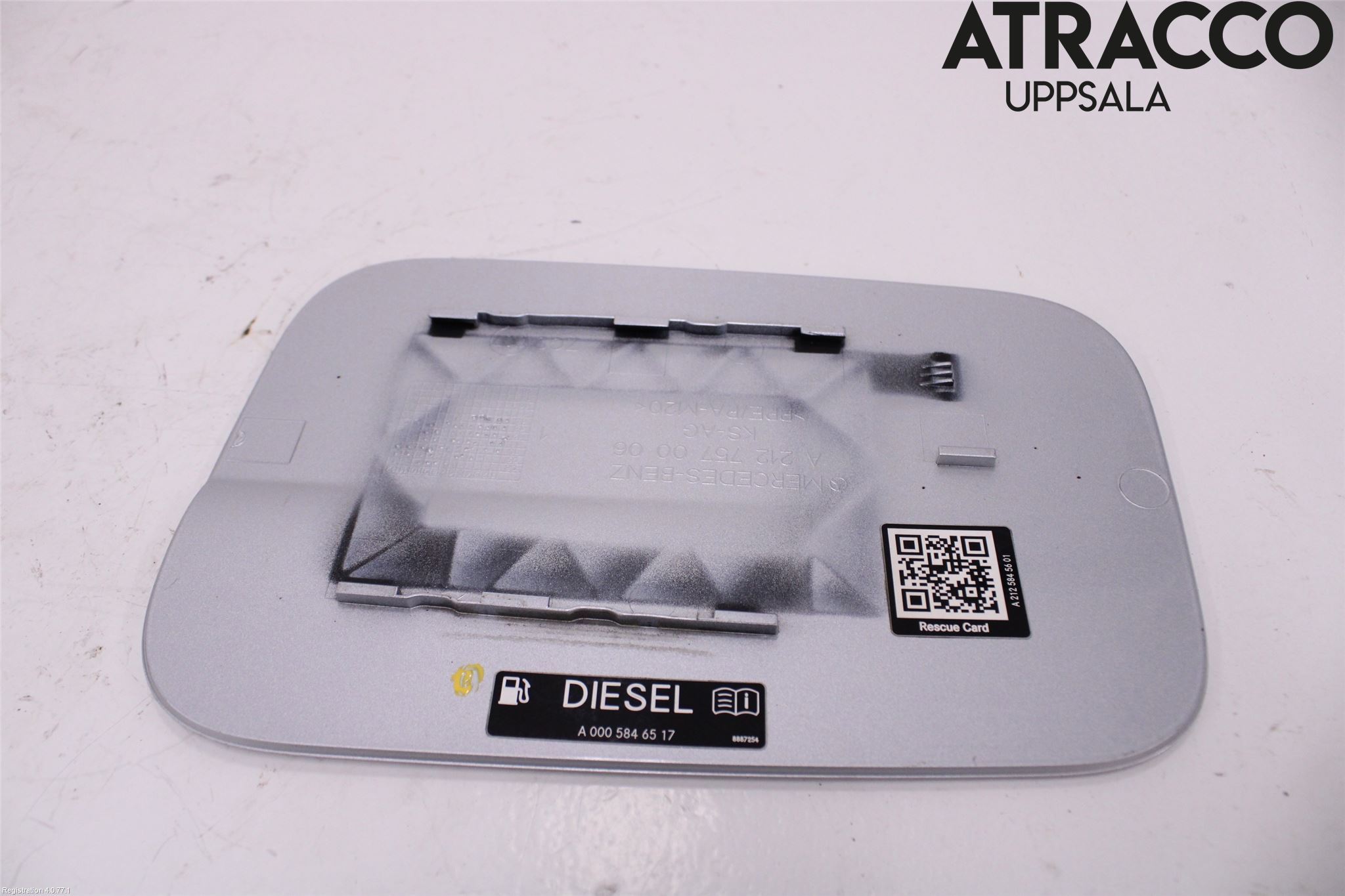 Mercedes-Benz MB E-KLASS (W212) 09-16 Tanklucka