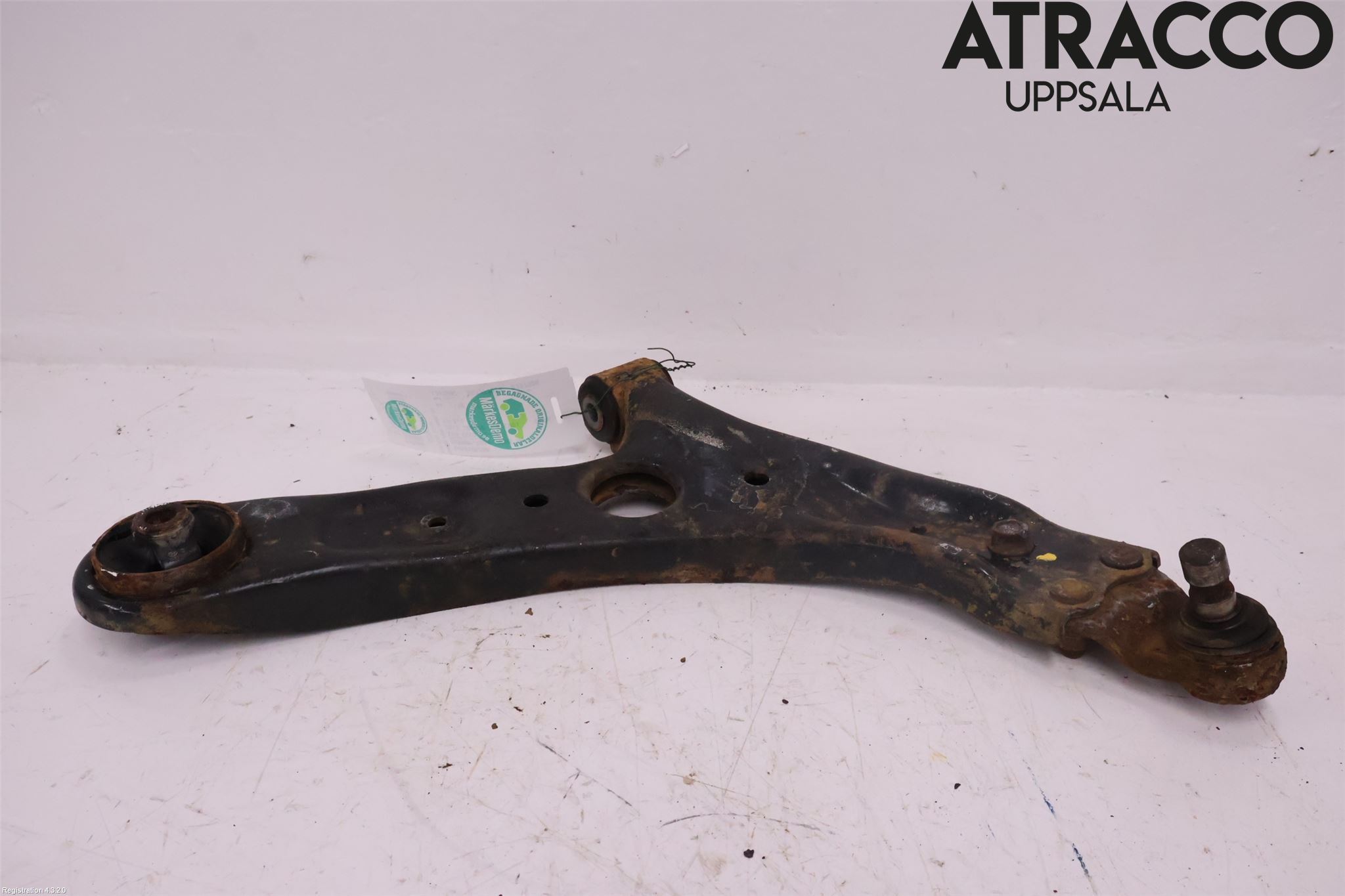 Kia CEED 12-18 Bärarm Fram Undre Hö