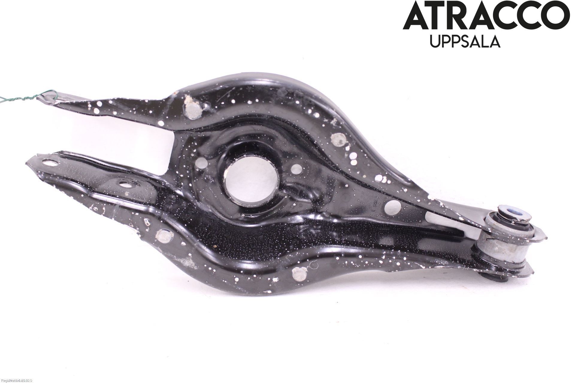 BMW 3 F30/F31/F80 12-19 Bärarm Bak Höger