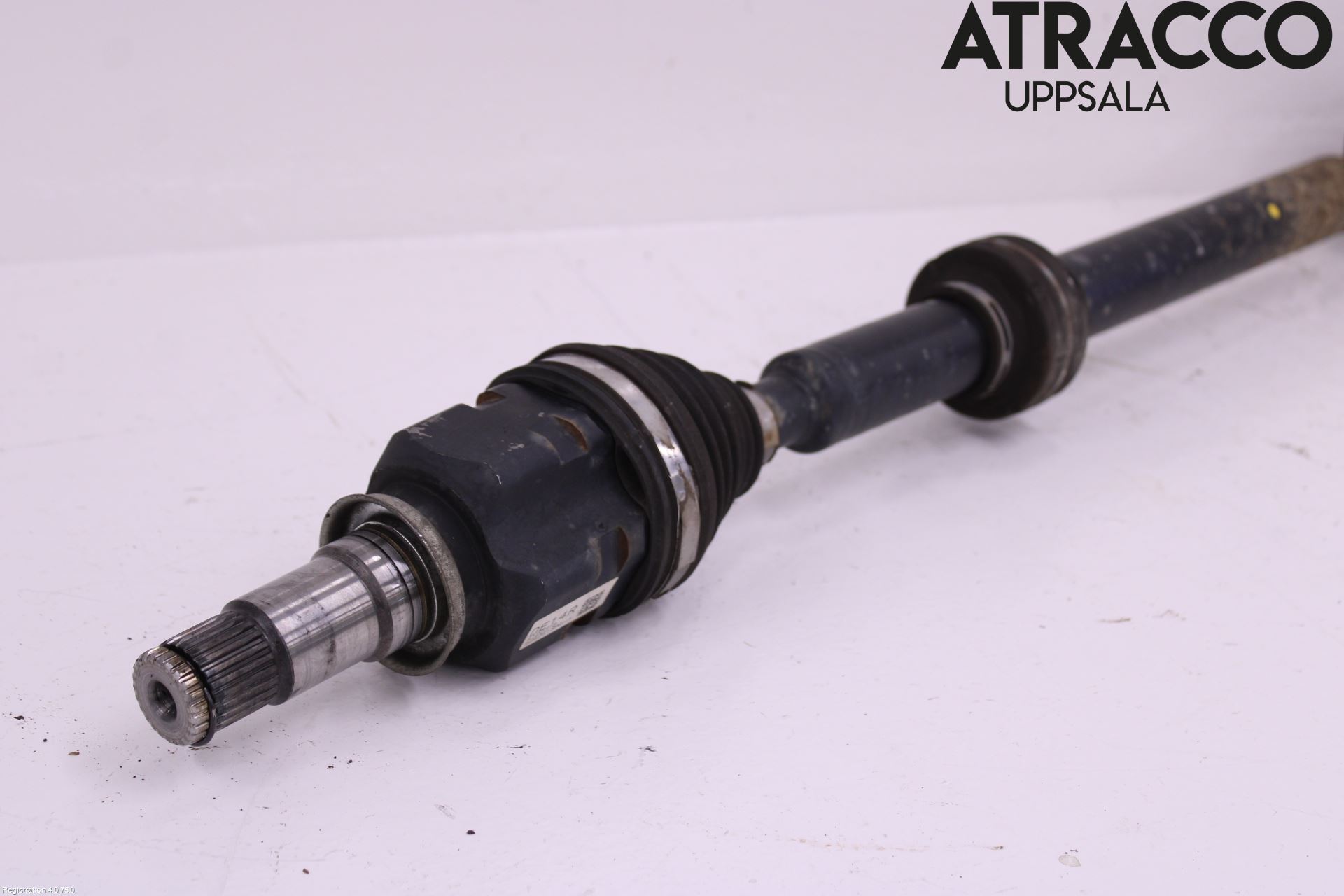 Toyota PRIUS+ ZVW40 12-20 Drivaxel Fram Höger