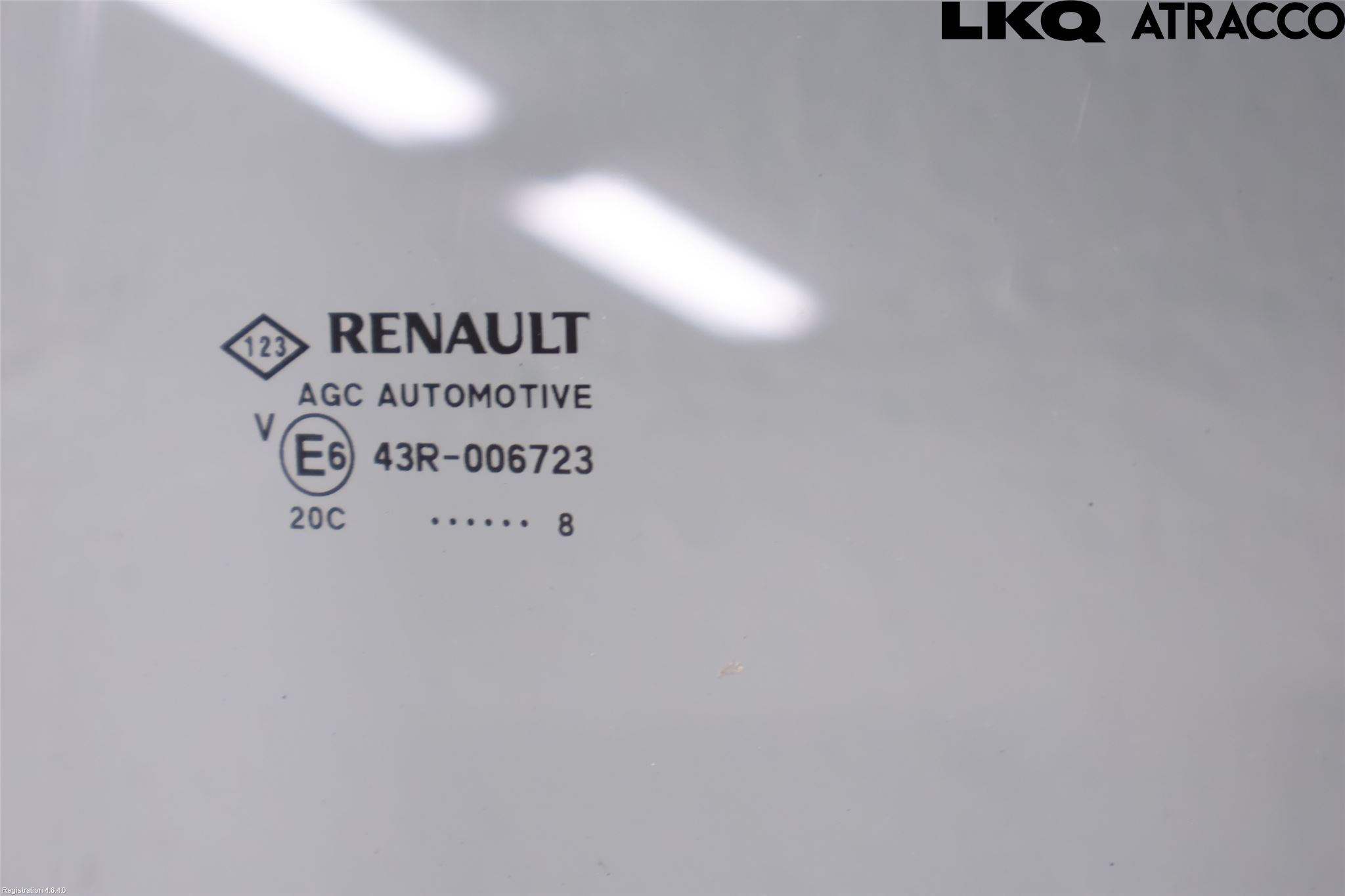 Dacia DUSTER 10-17 Dörruta Bak Vänster