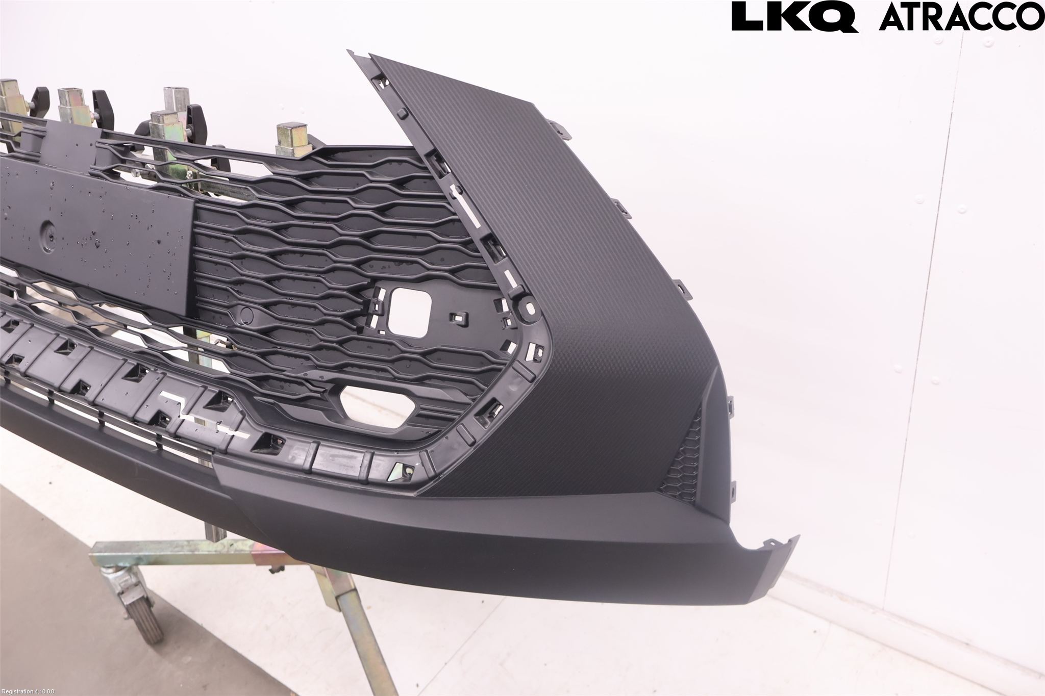 Toyota C-HR 24- Stöt Utfyllnad-List-Grill