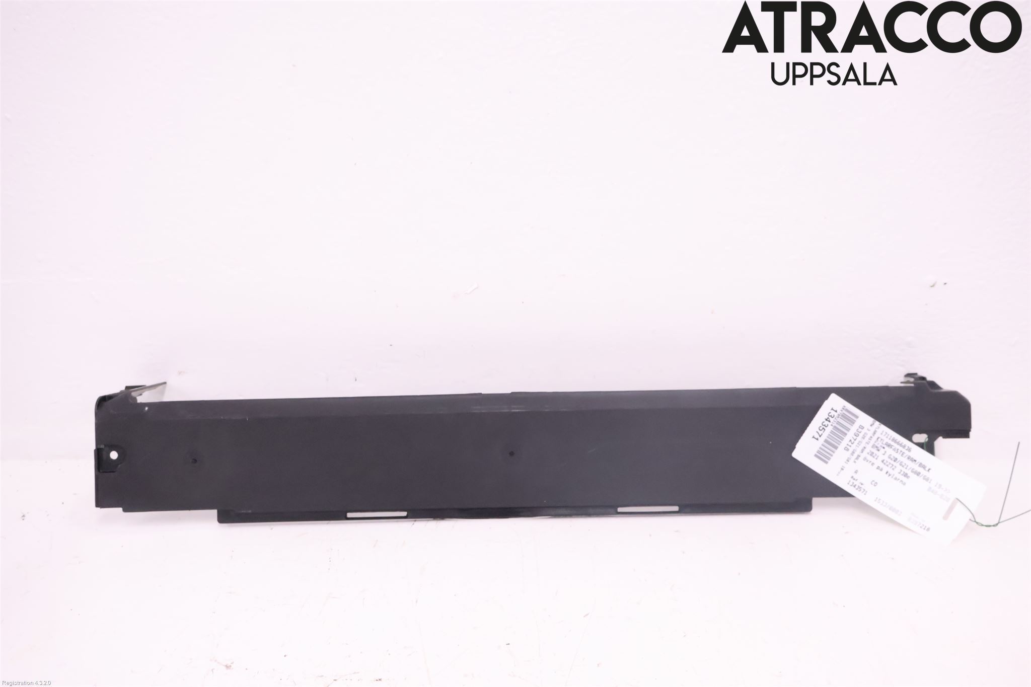 BMW 3 G20/G21/G80/G81 19- Kylarfäste-Ram-Balk