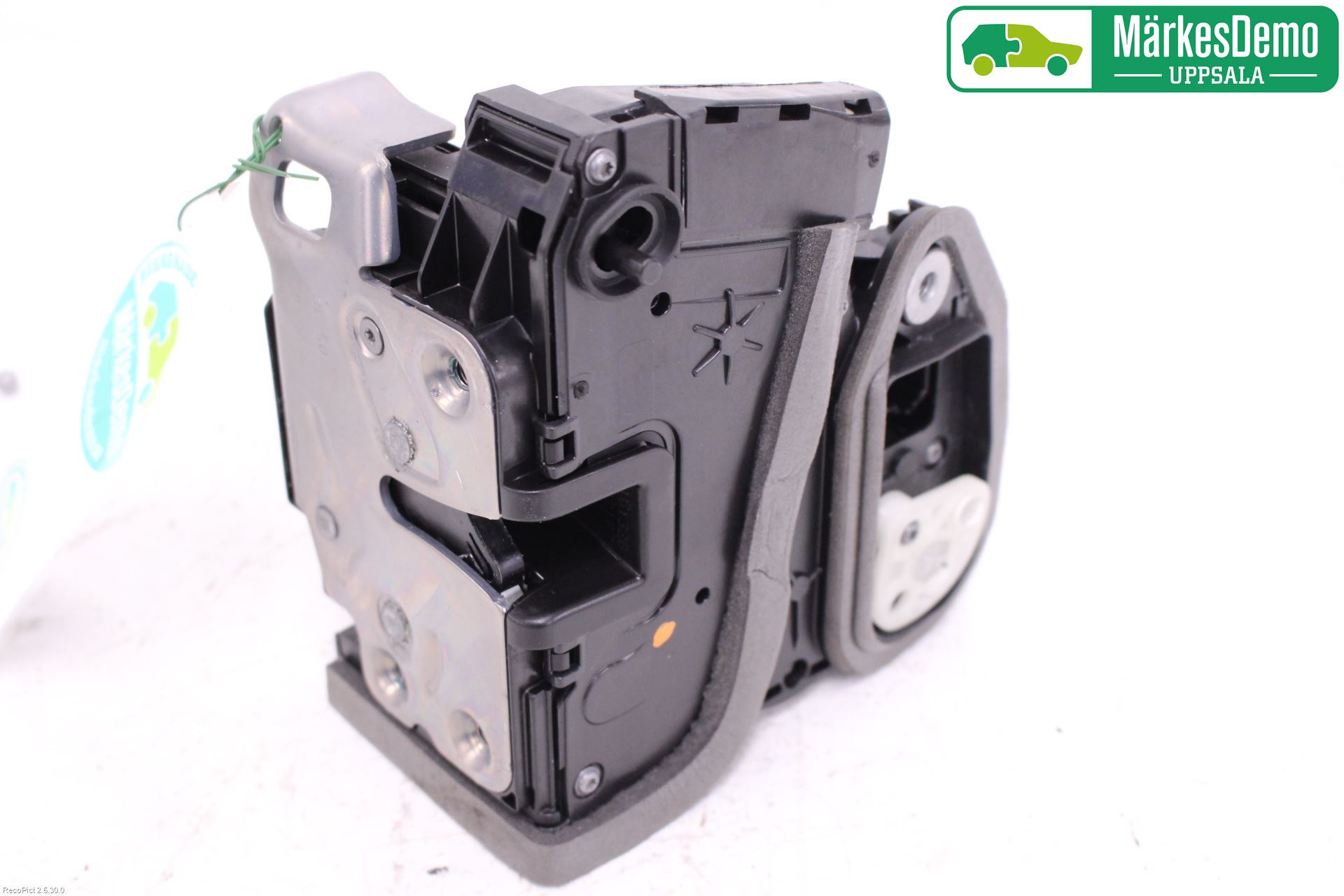 Opel INSIGNIA 17- Låskista-Dörrlås