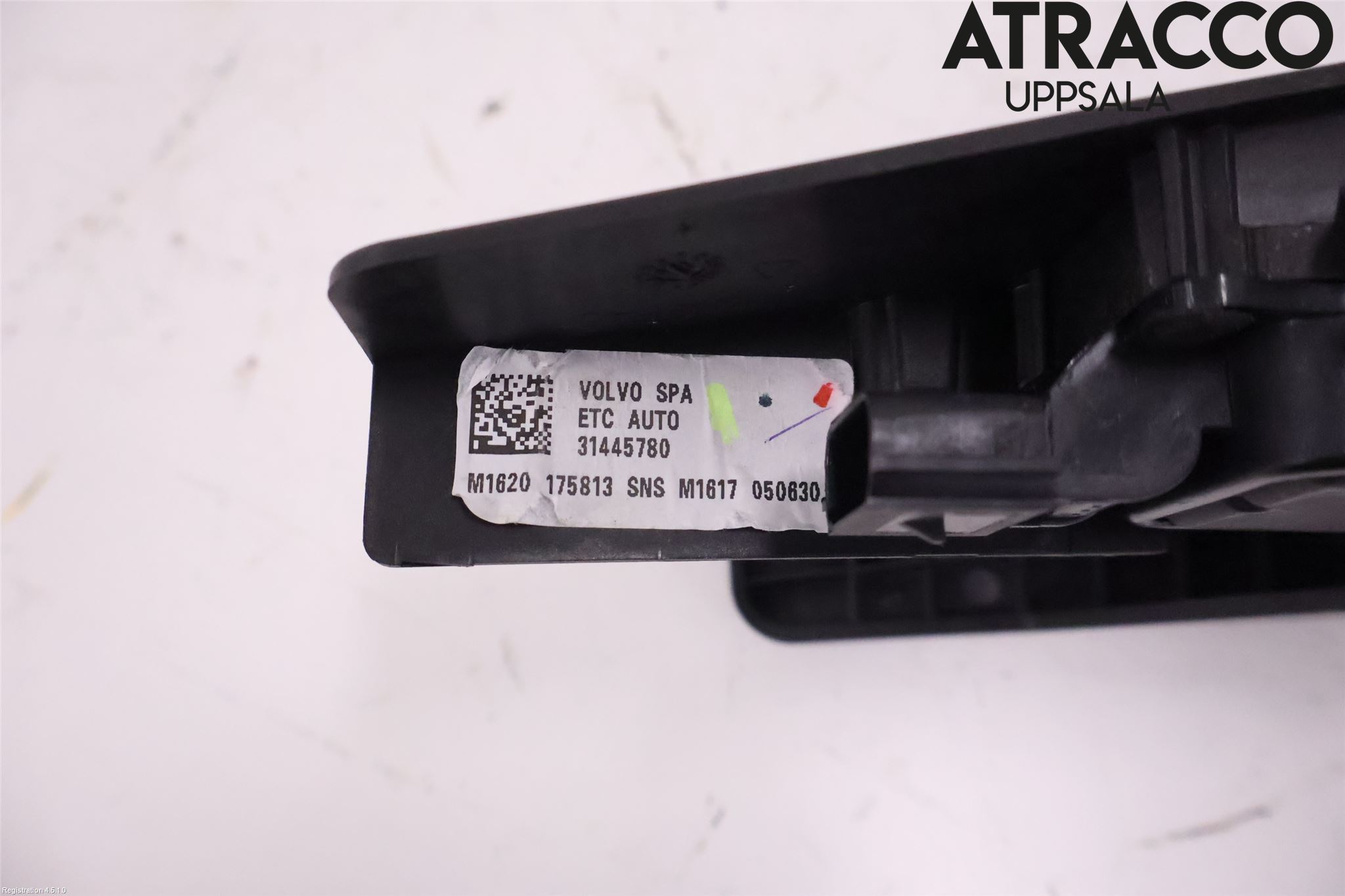 Volvo V90 17->> Gaspedal