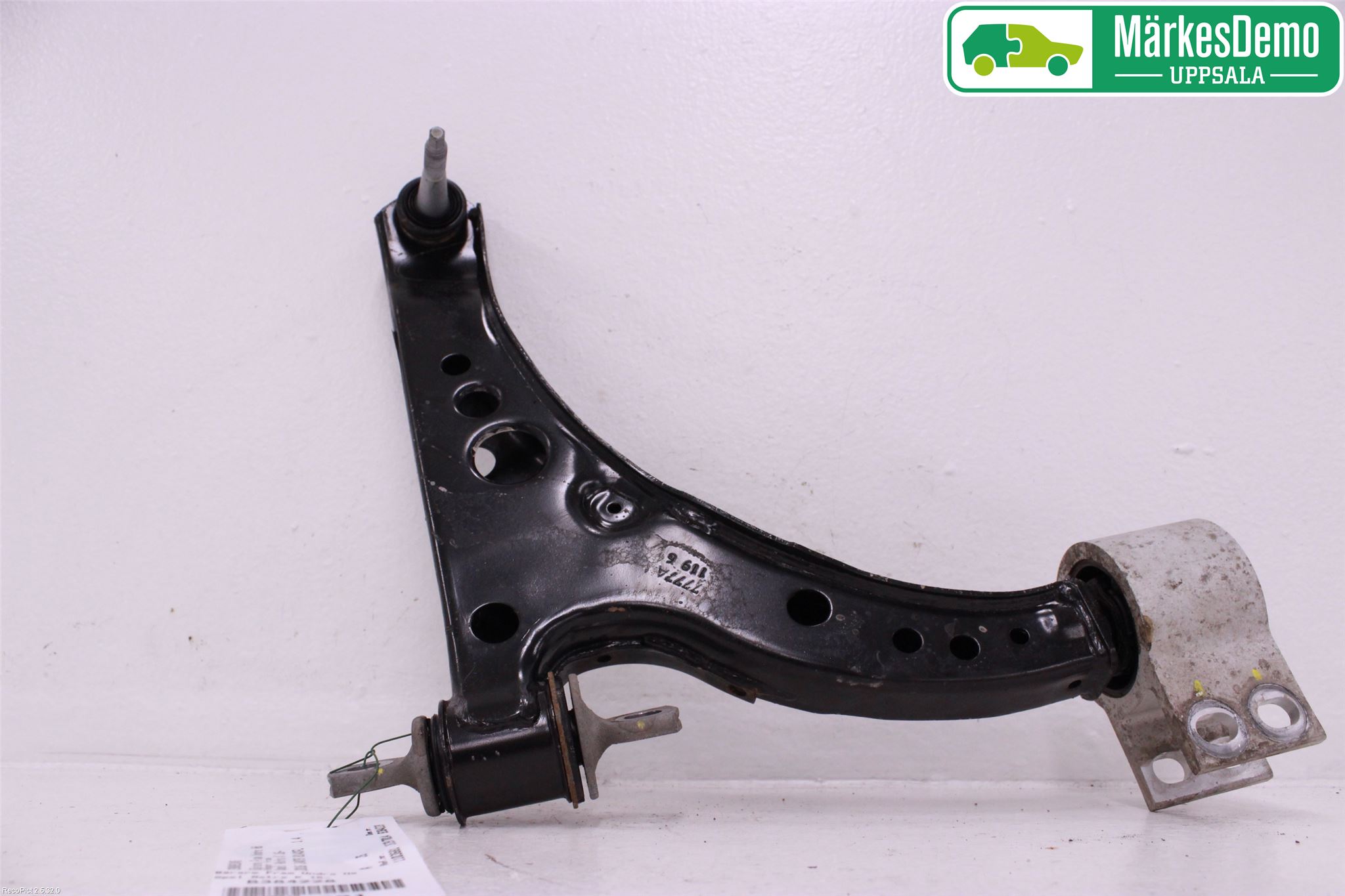 Opel ASTRA K 16-22 Bärarm Fram Undre Hö