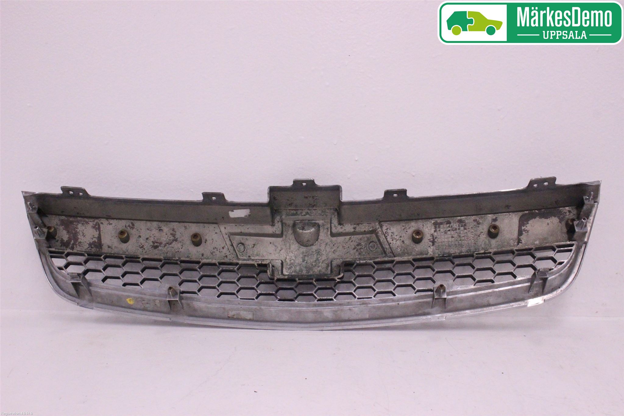 Chevrolet CAPTIVA Grill Komp