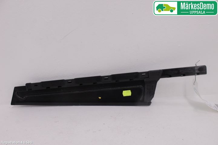 BMW 3 G20/G21/G80/G81 19- Dörr Dekorlist Fram Vä