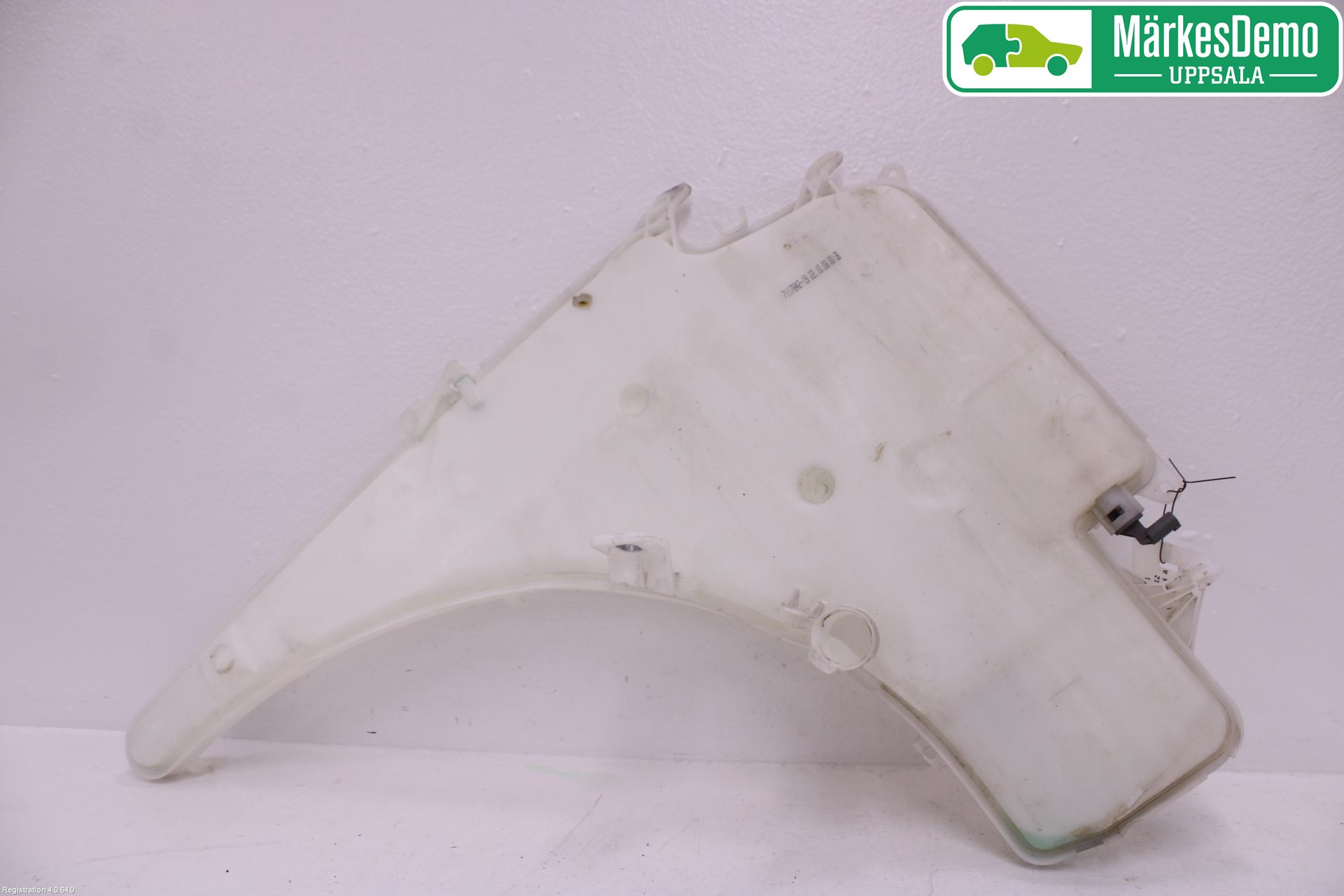 BMW 3 E90/91 SED/TOU 05-12 Spolartank Vindruta-Strål