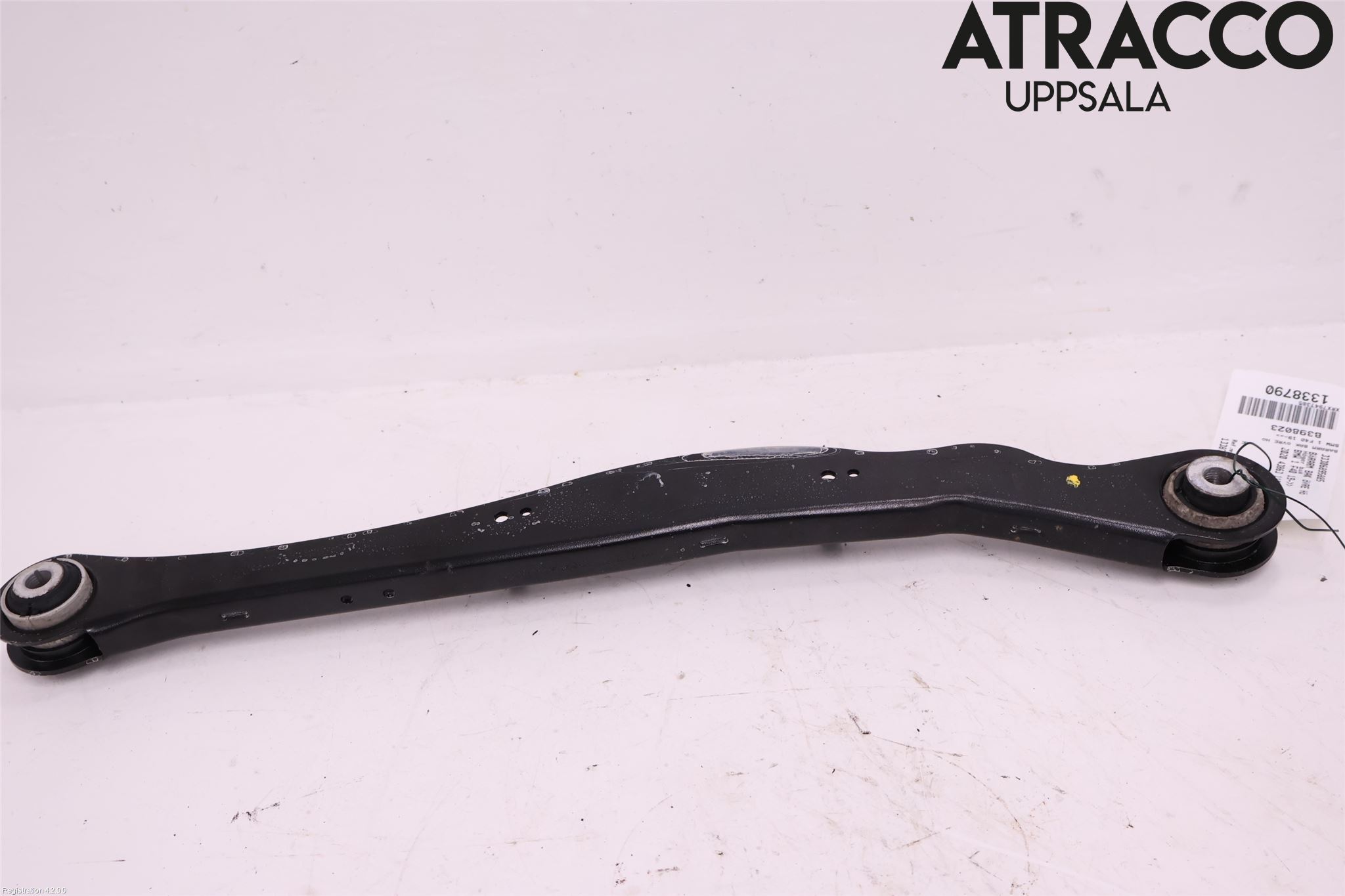 BMW 1 F40 19- Bärarm Bak Övre Höger