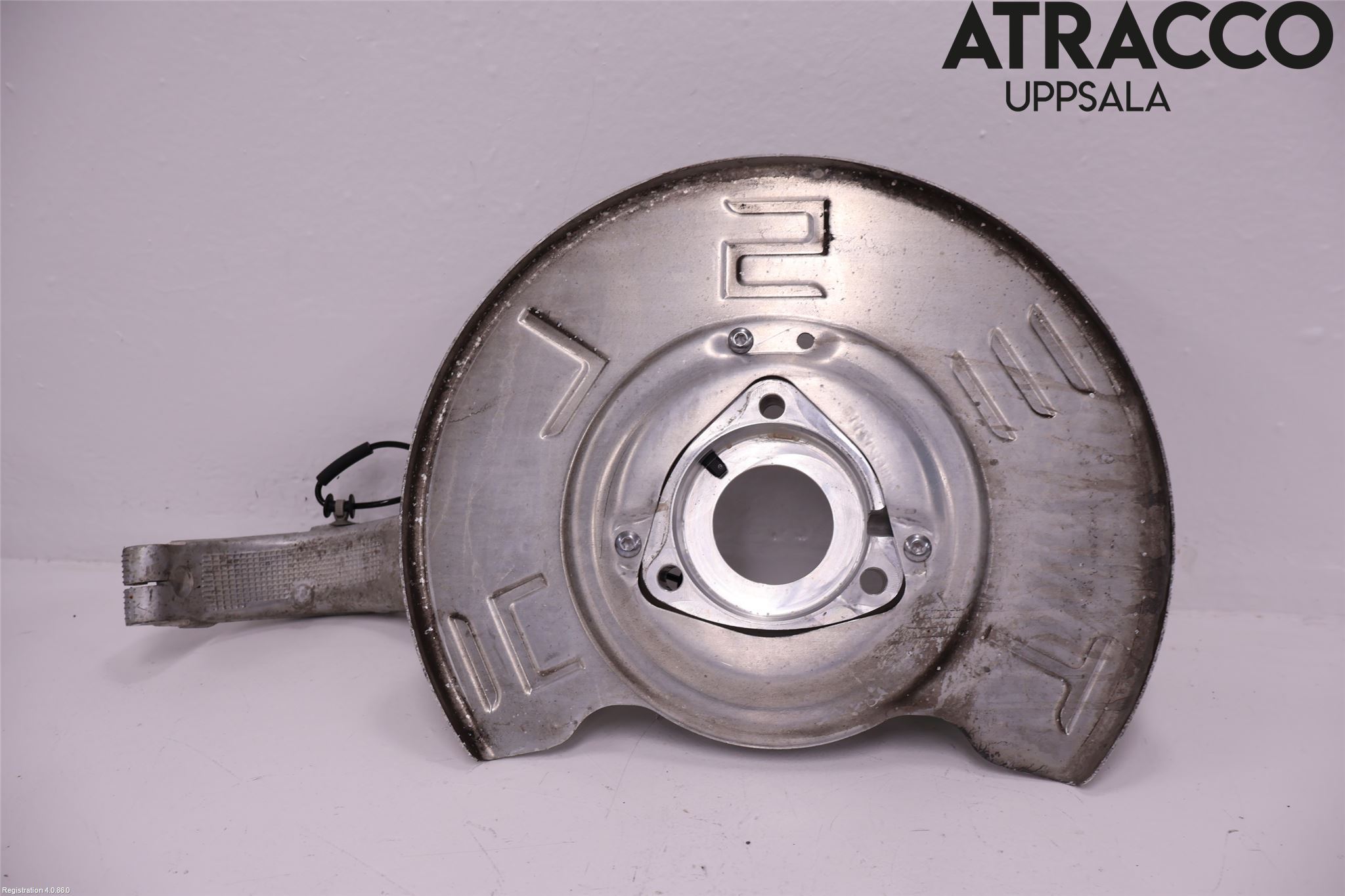 Tesla MODEL 3 17- Styrspindel Lagerhus Hö