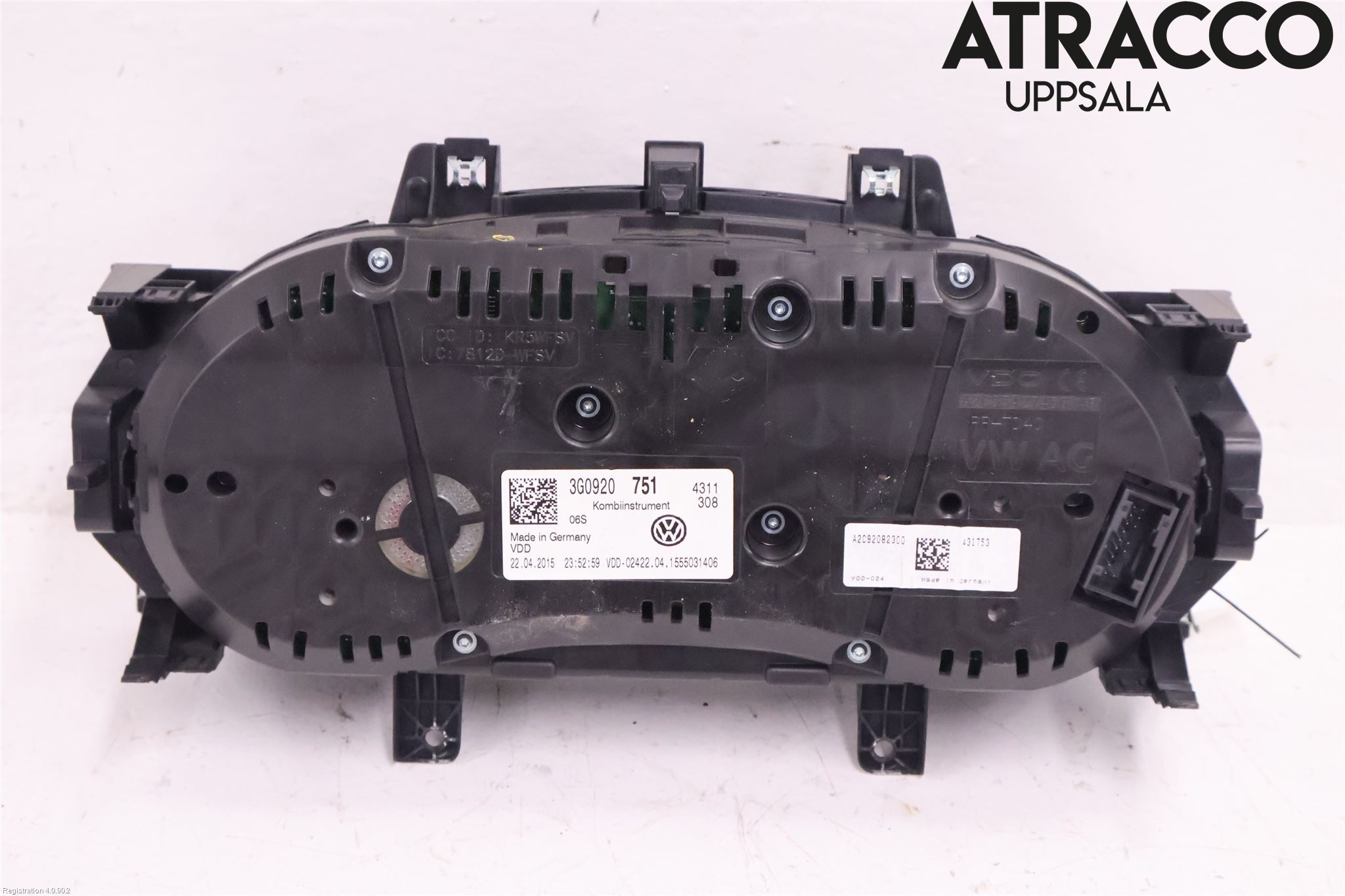 Volkswagen VW PASSAT 15-19 Instrument Hast