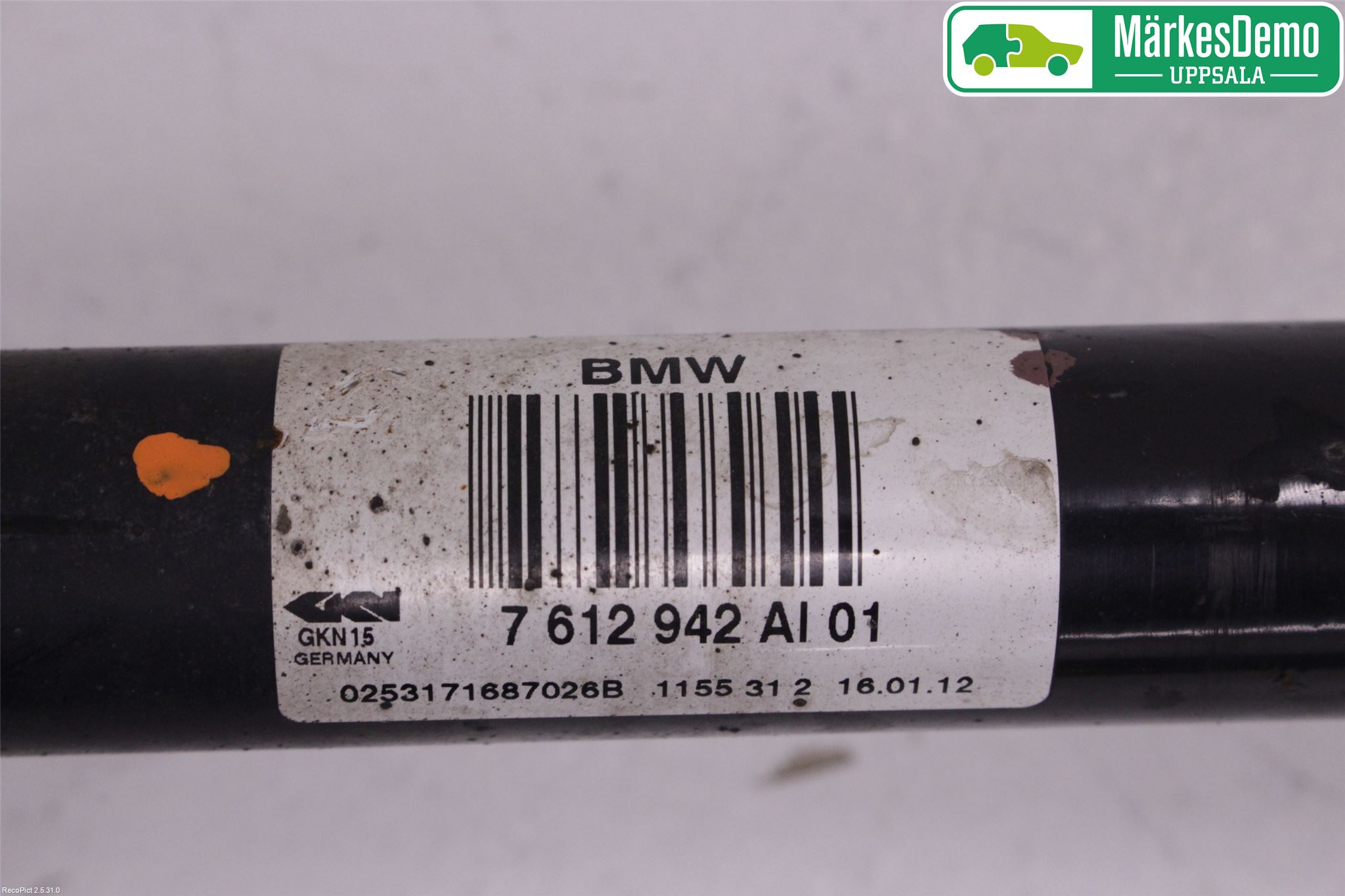 BMW 5 F10/F11/F18 09-17 Drivaxel Bak Höger